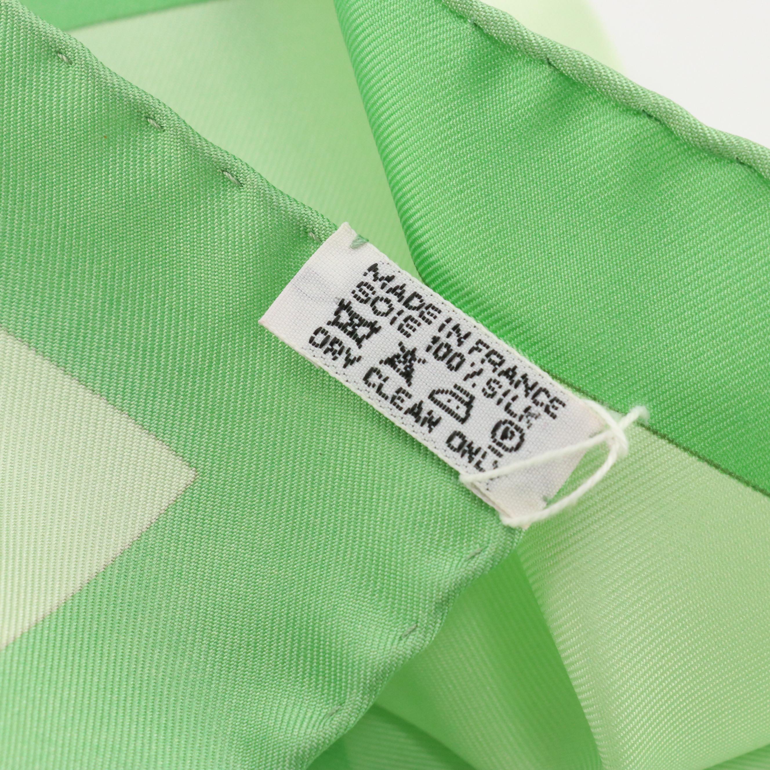 Hermès "Aphorisme" Silk Twill Scarf 90 with Box