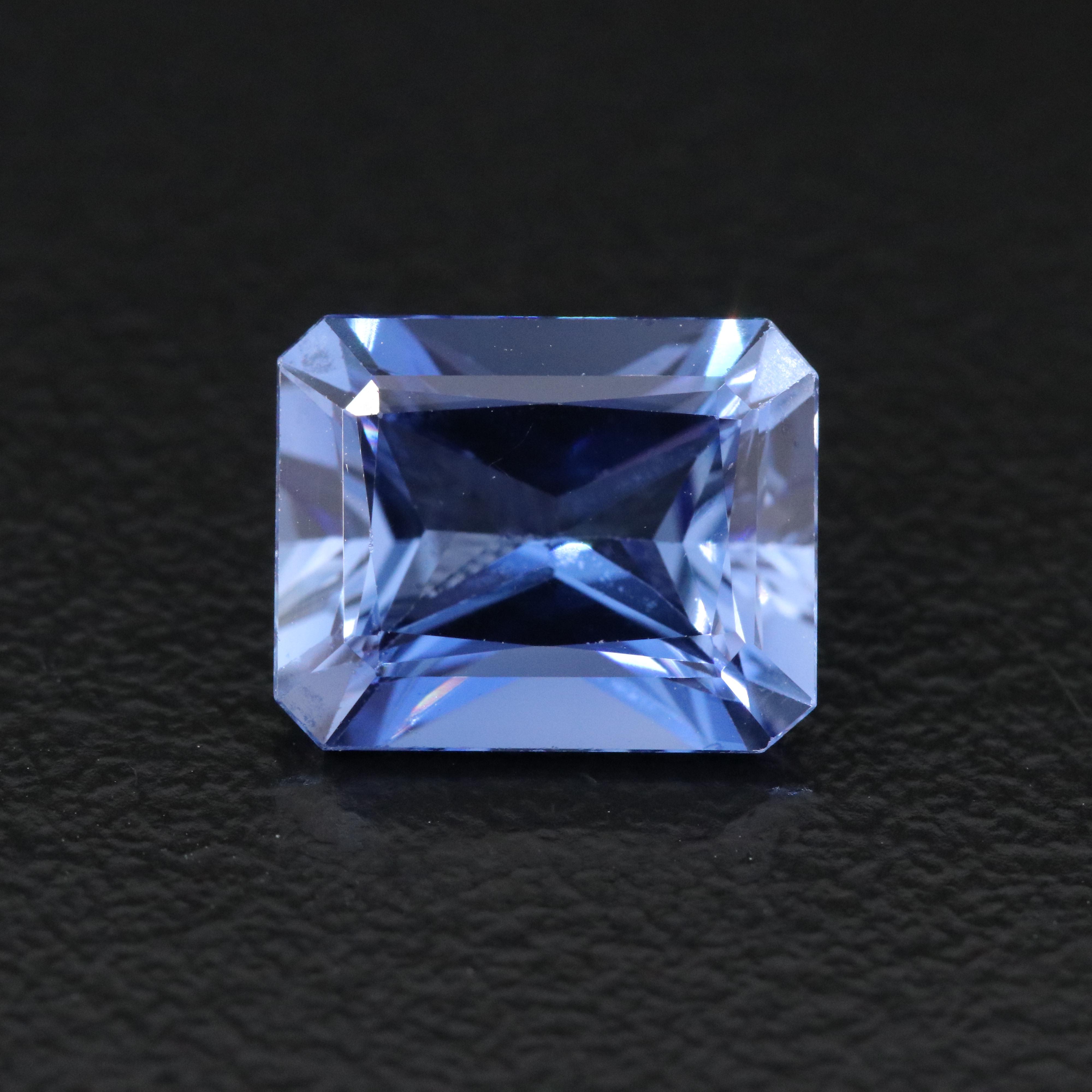 Loose 4.54 CT Lab Grown Sapphire