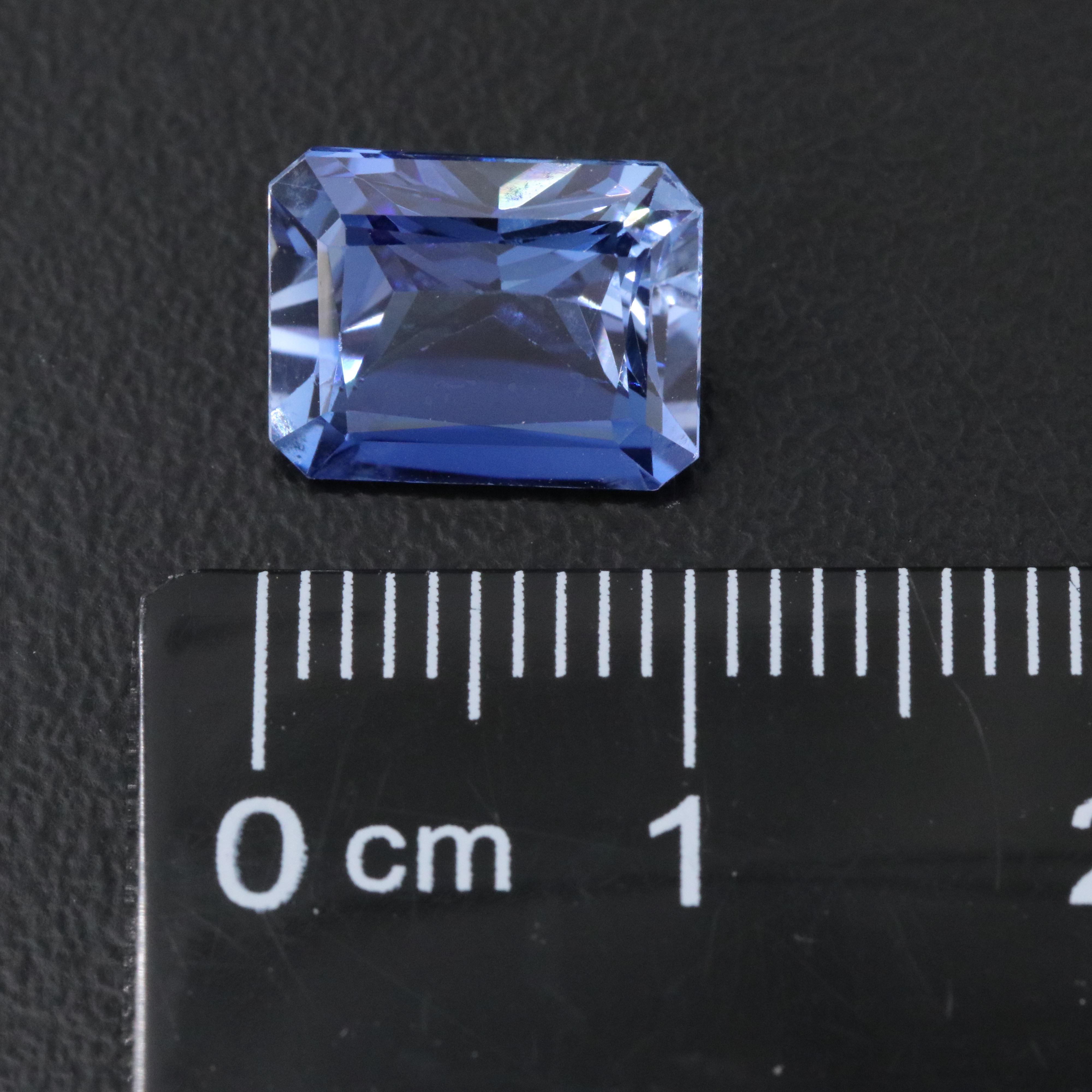 Loose 4.54 CT Lab Grown Sapphire