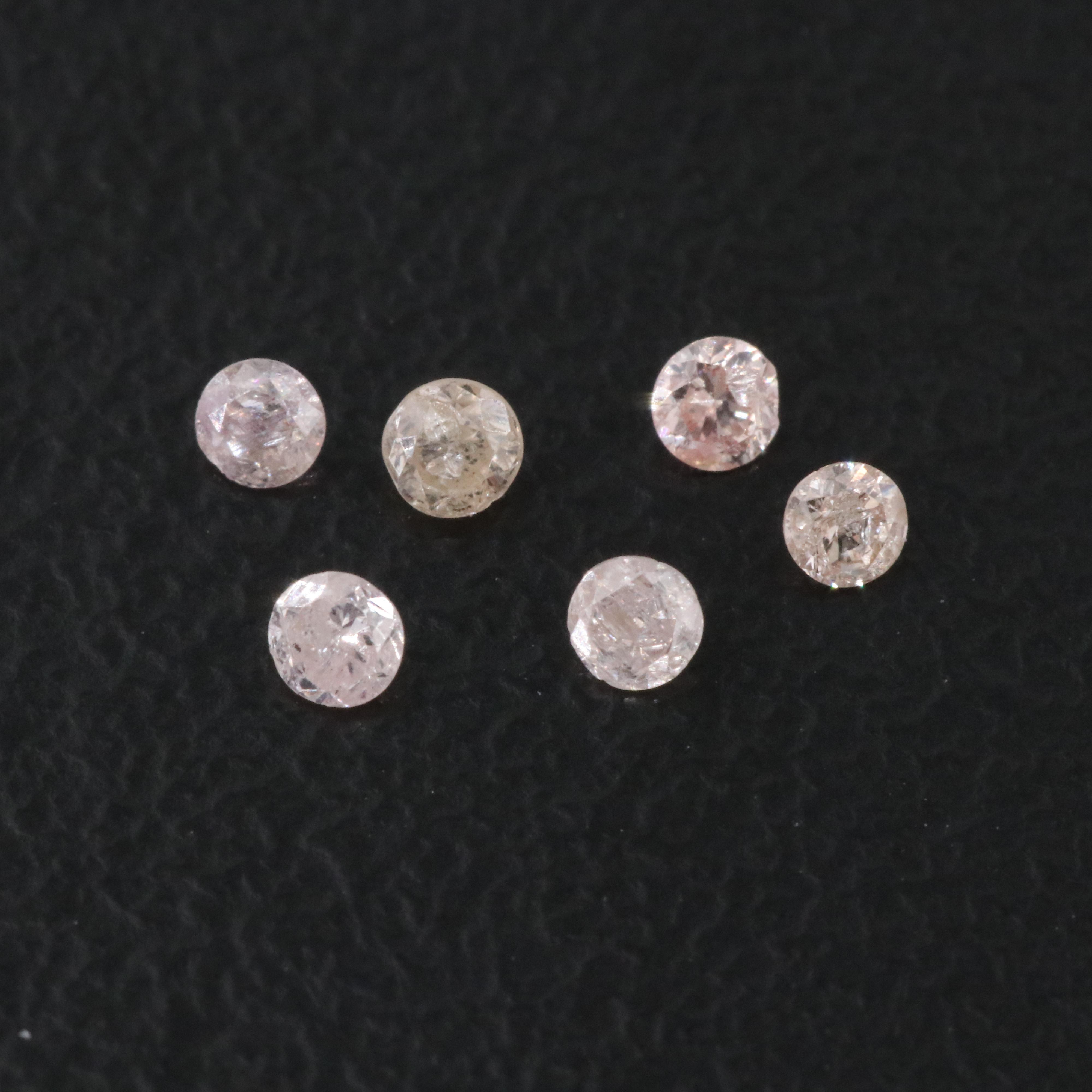 Loose 0.18 CTW Diamond Diamond Lot Featuring Light Pink