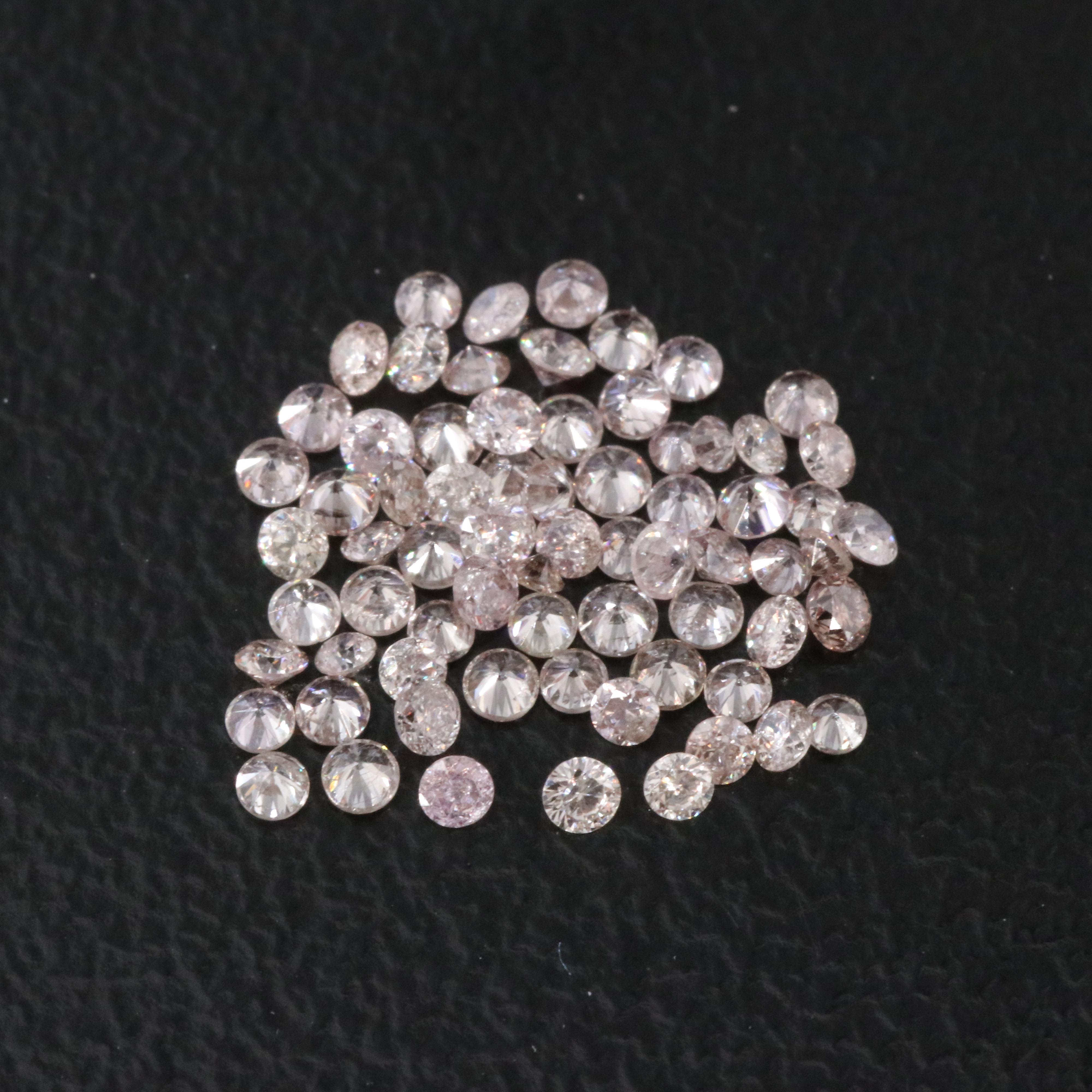 Loose 0.61 CTW Diamond Diamond Lot Featuring Light Pink