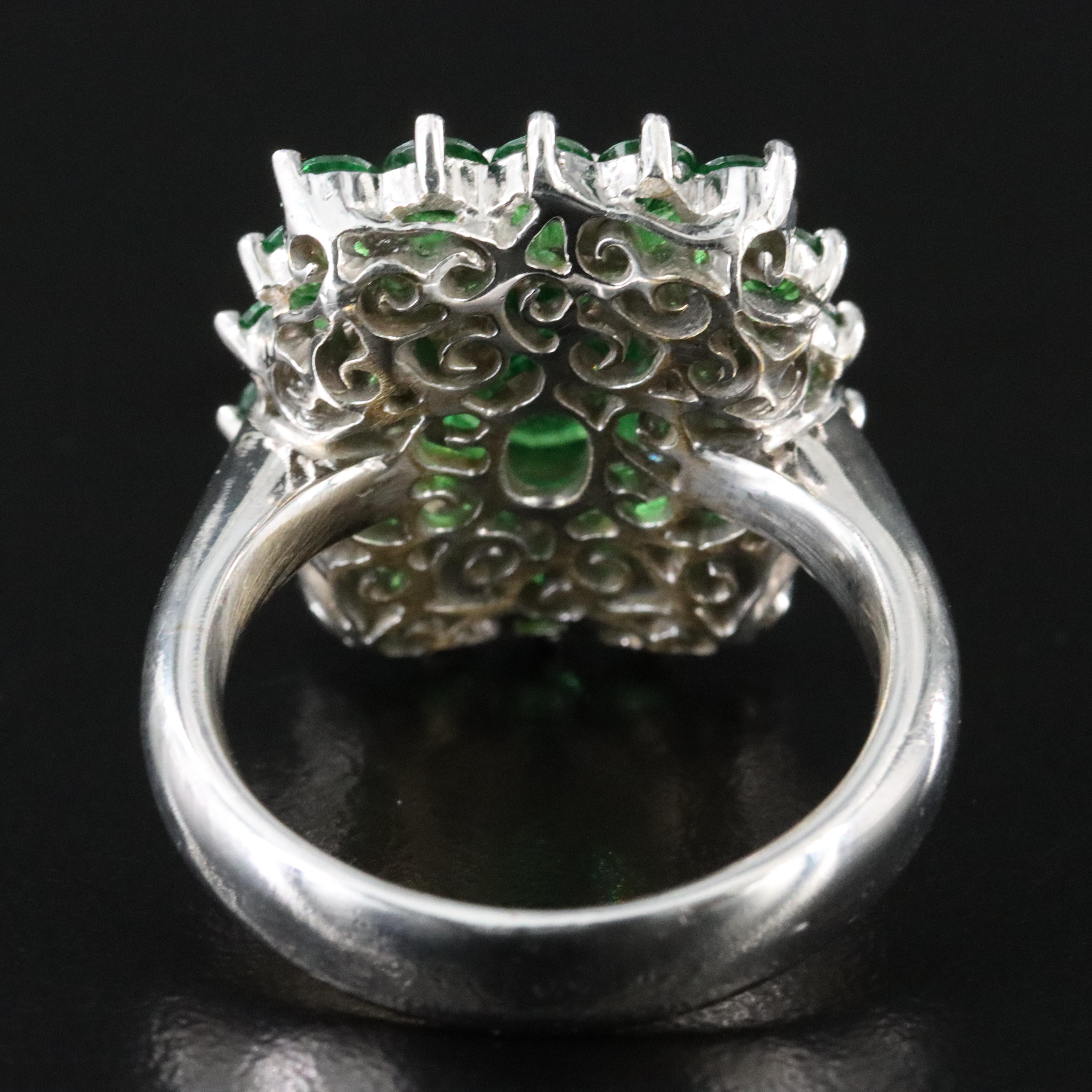 18K 2.71 CT Tsavorite, Diamond and Tsavorite Ring