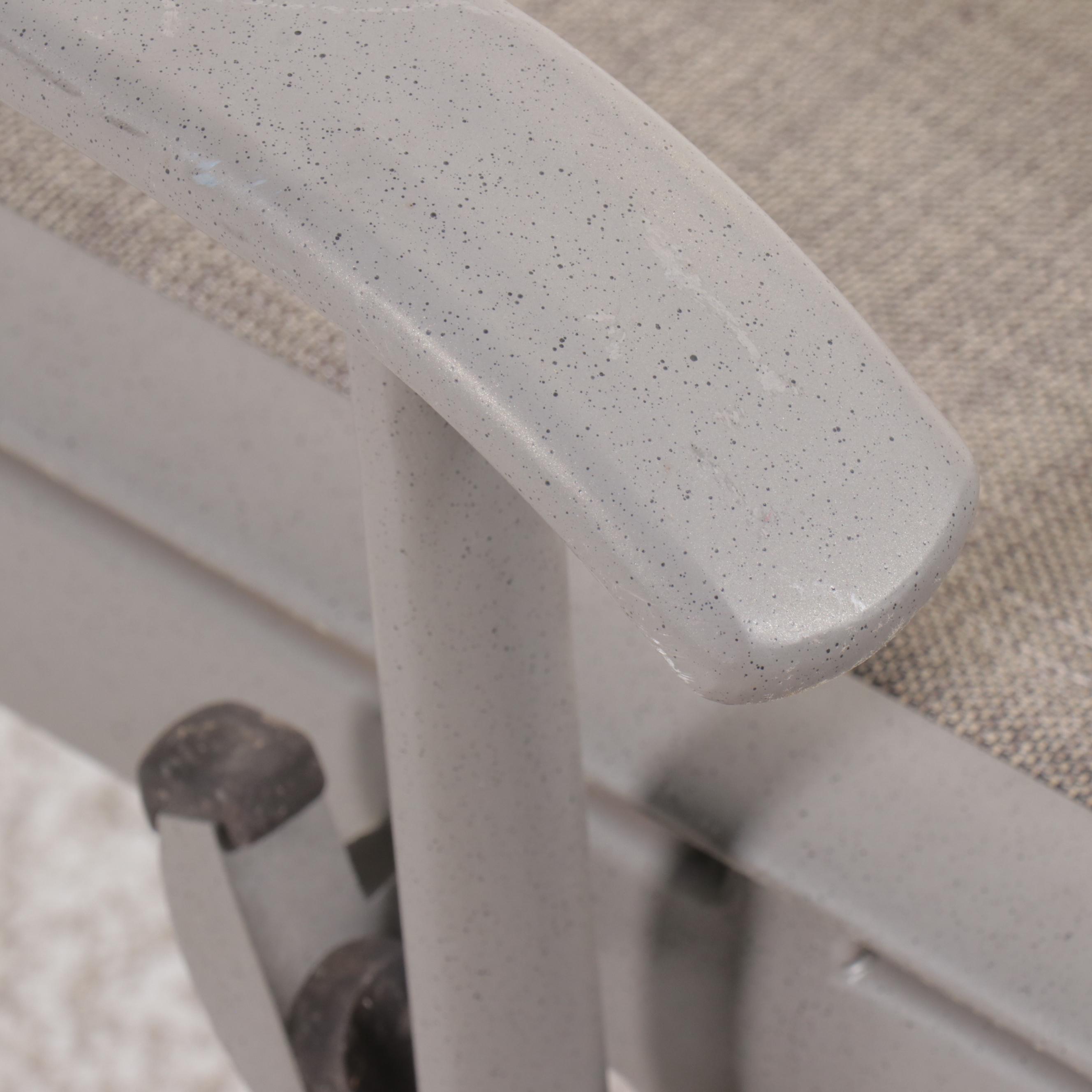 Pair of Mesh Patio Lounge Chairs