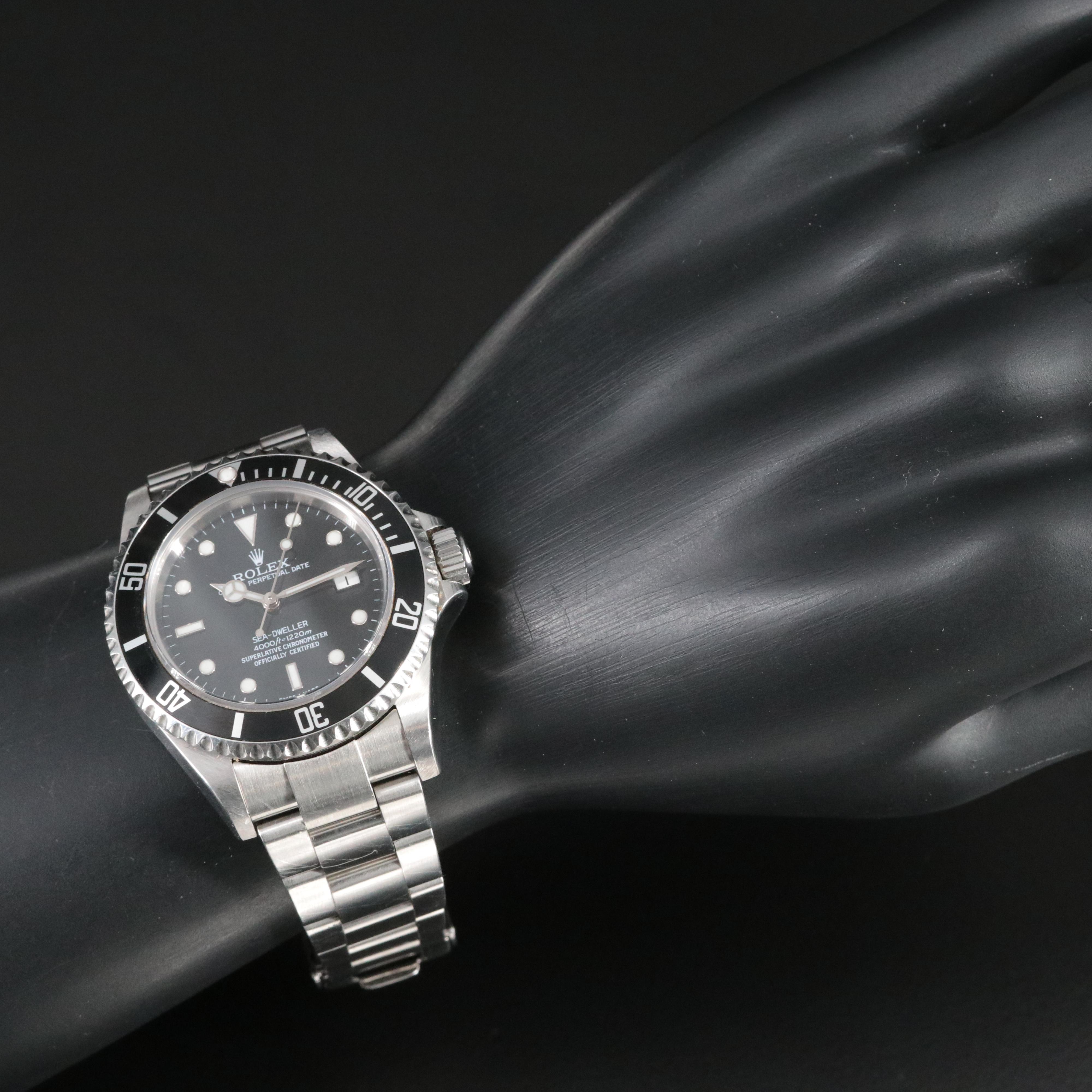 Rolex Sea-Dweller 16600 2006 Date 4000 ft Dive Watch