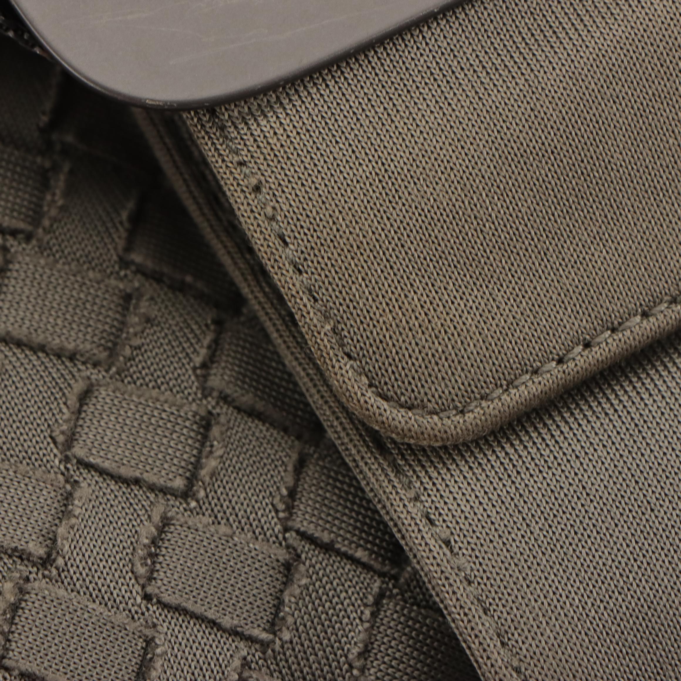 Bottega Veneta Mesh Chain Buckle-Flap Bag in Grey Intrecciato Fabric