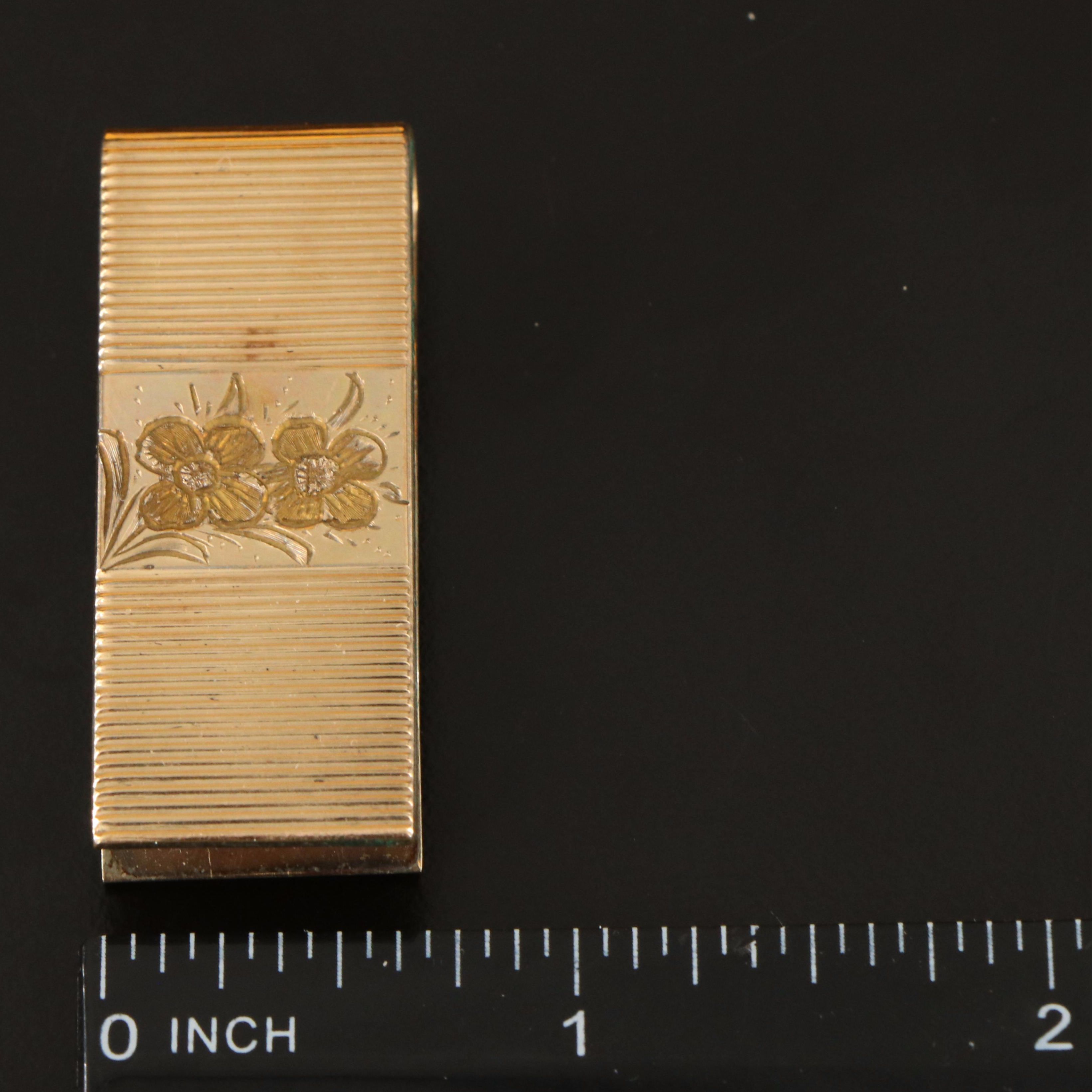 Uncommon Discoveries: Cufflink Collection