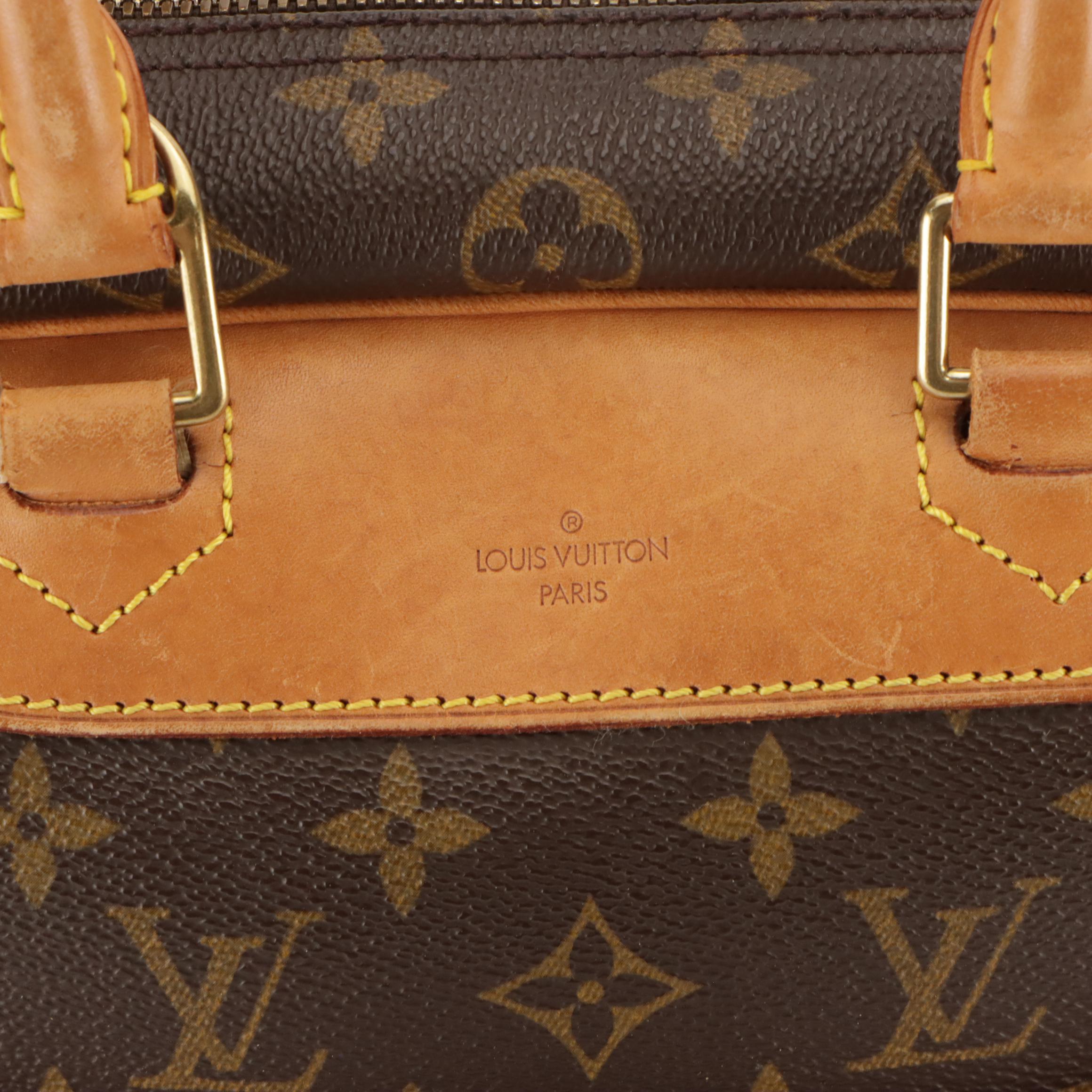 Louis Vuitton Deauville Handbag in Monogram Canvas and Vachetta Leather
