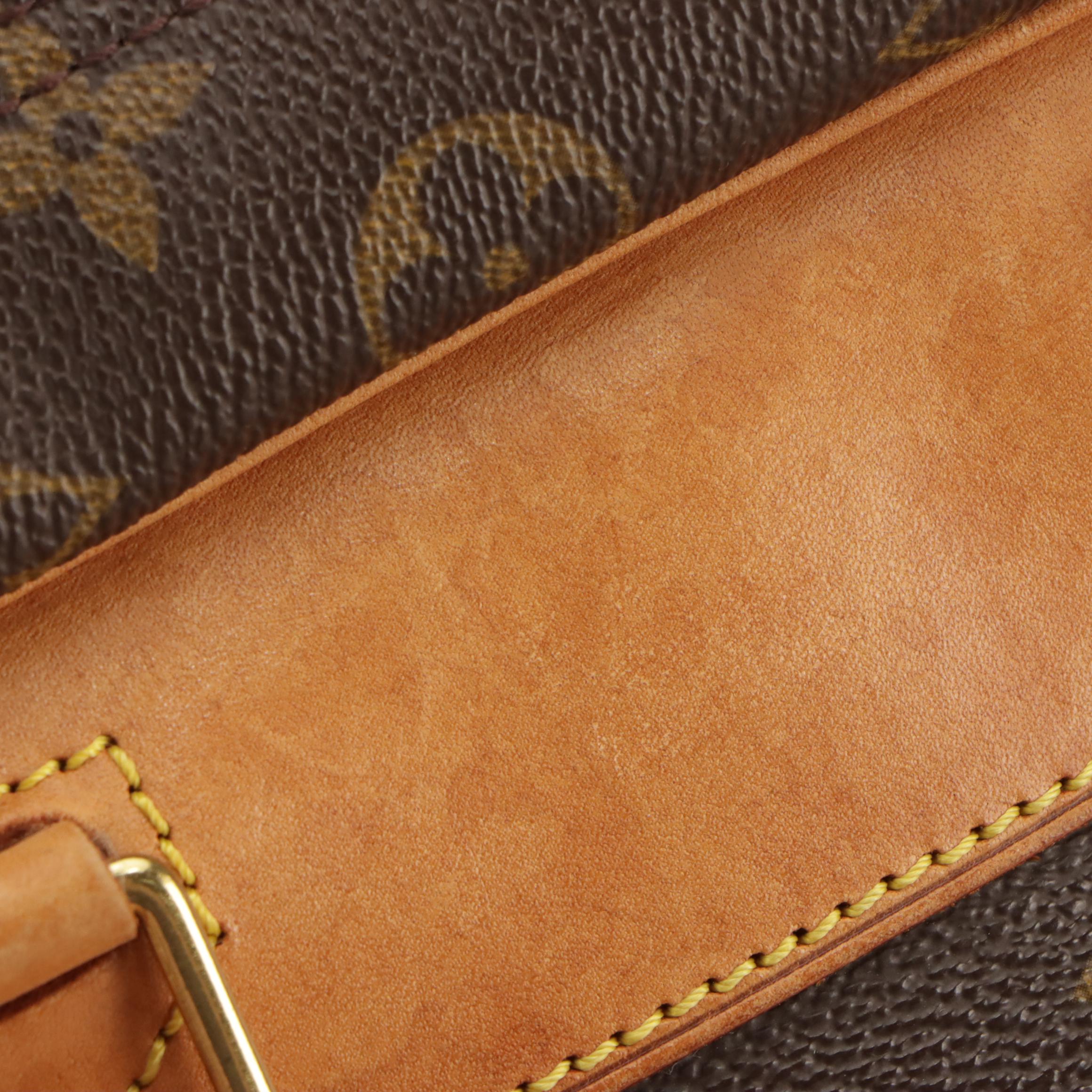 Louis Vuitton Deauville Handbag in Monogram Canvas and Vachetta Leather