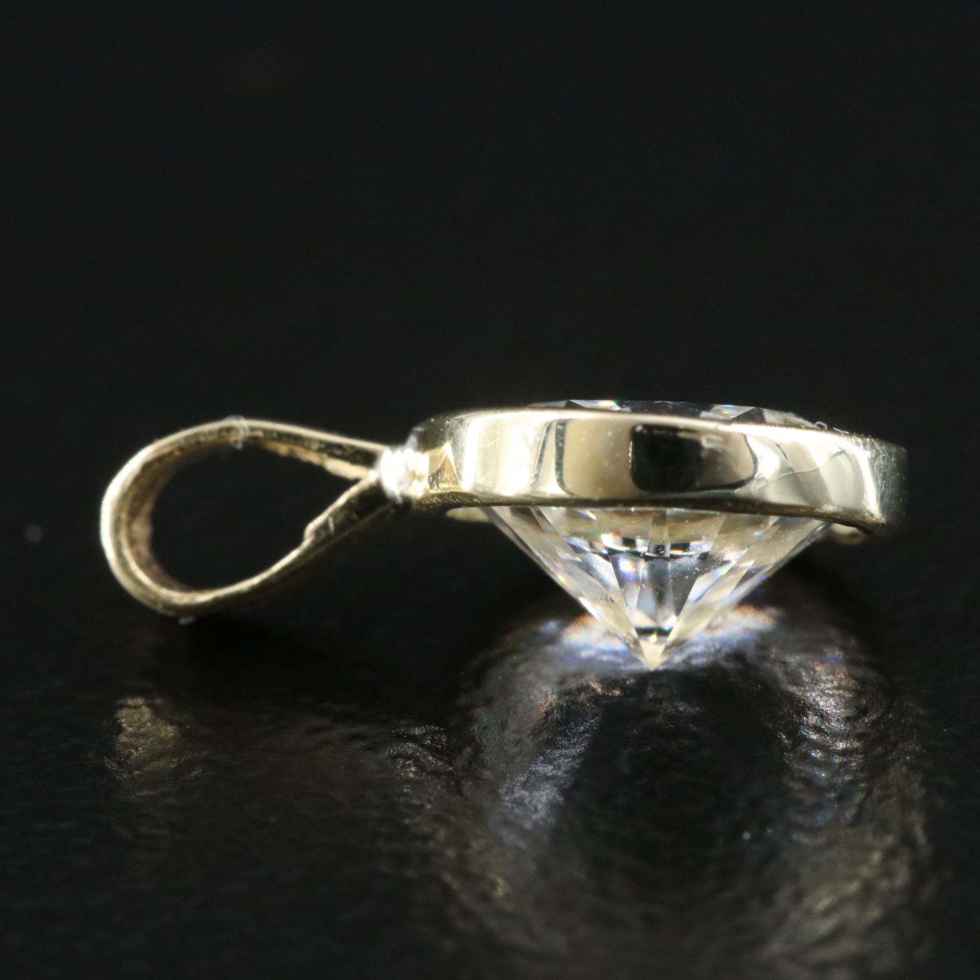 14K 1.01 CT Lab Grown Diamond Solitaire Pendant with IGI Report