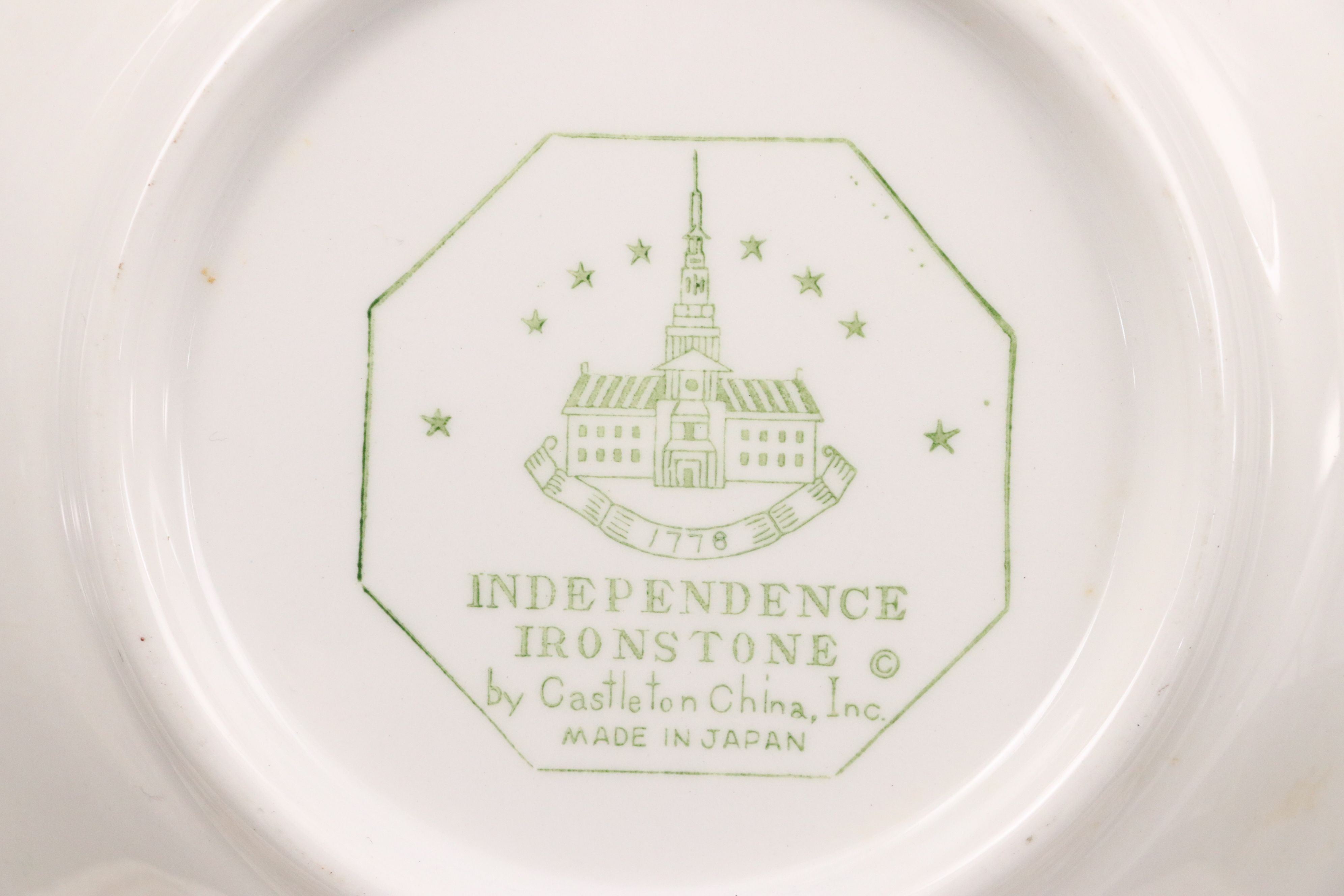 Sheffield 19 Piece Cutlery Set with Franciscan and Other Porcelain Tableware