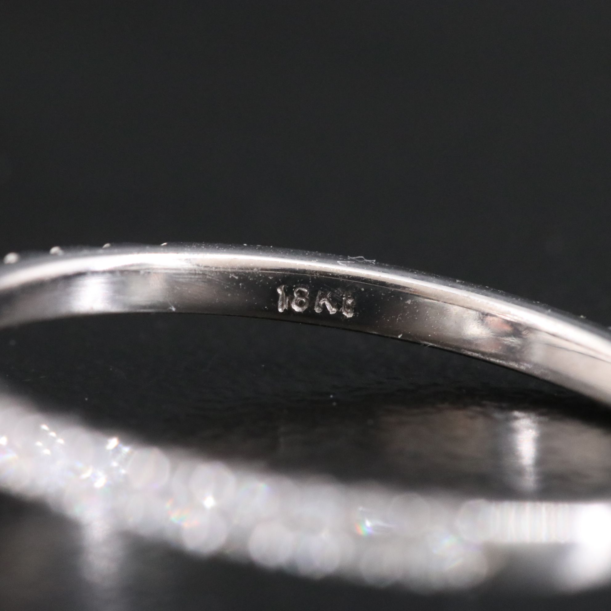 18K 2.25 CTW Lab Grown Diamond Ring with Fancy Pink Center and IGI Report