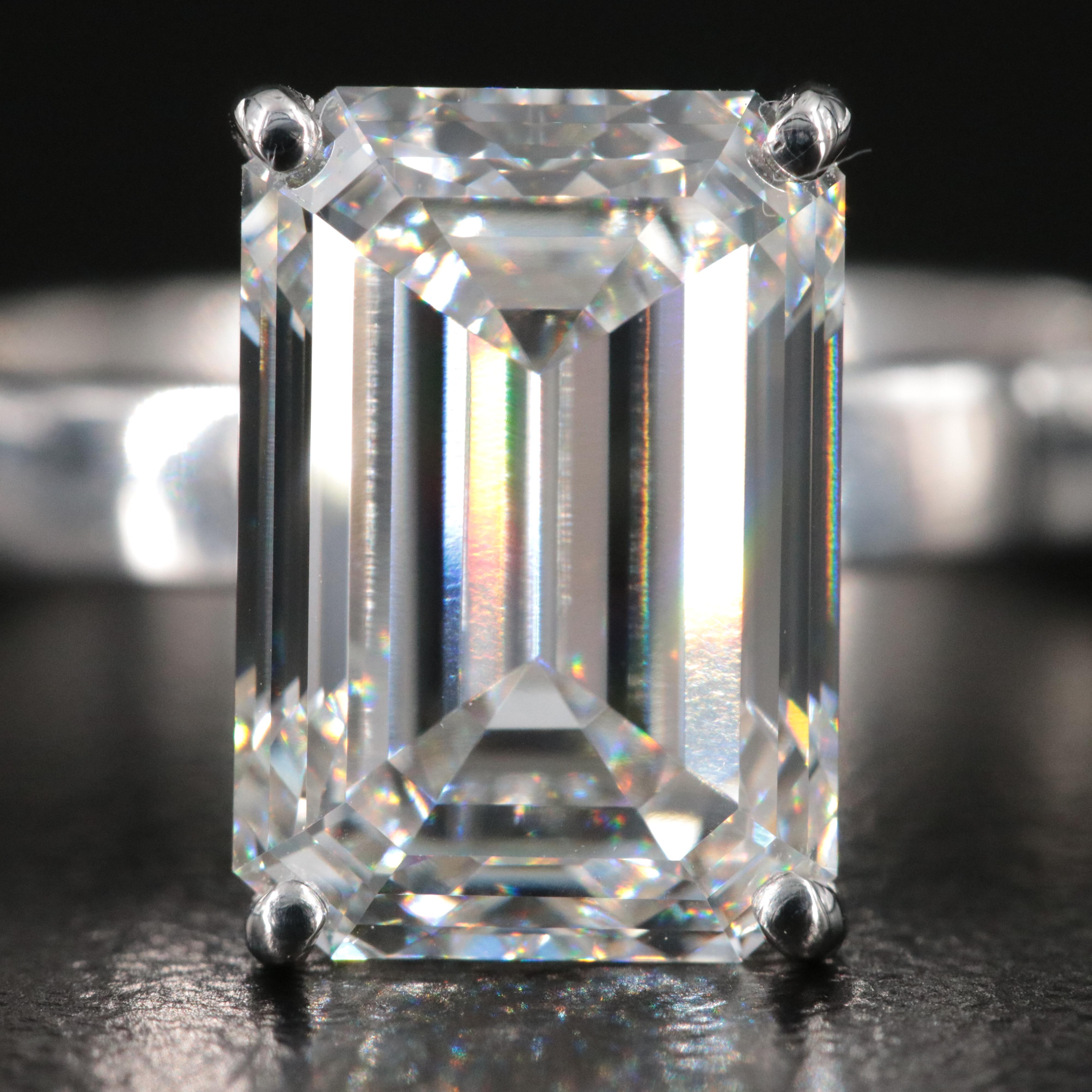 18K 5.04 CT Lab Grown Diamond Solitaire Ring with IGI Report