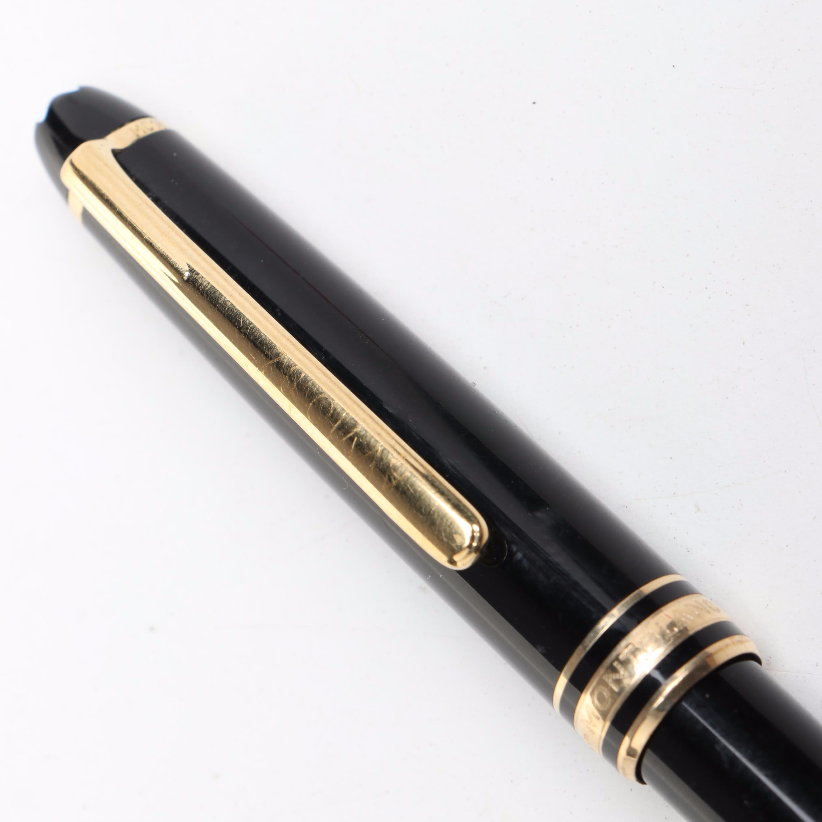 Montblanc Meisterstück Fountain Pen with 14K Nib