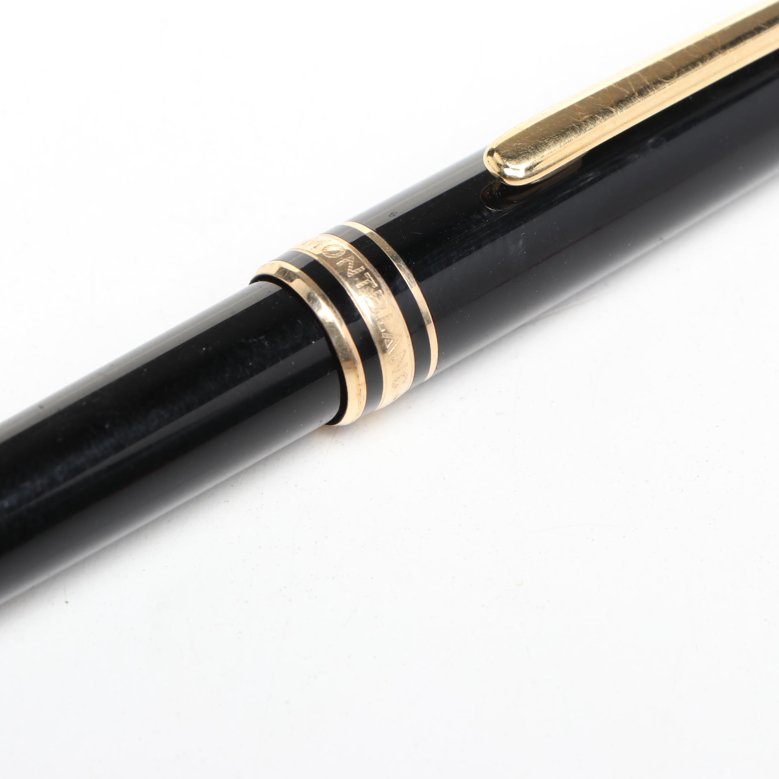Montblanc Meisterstück Fountain Pen with 14K Nib