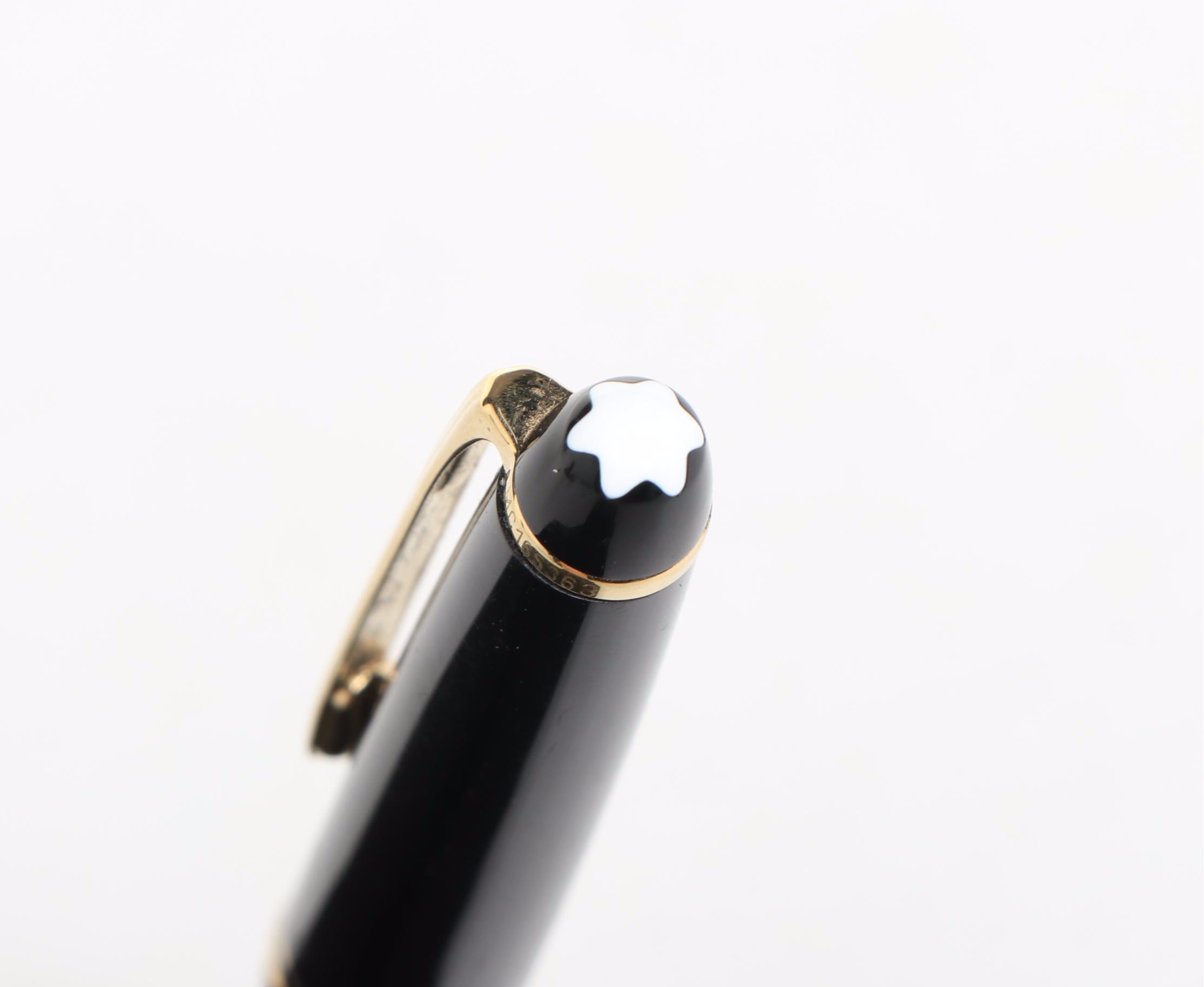 Montblanc Meisterstück Fountain Pen with 14K Nib