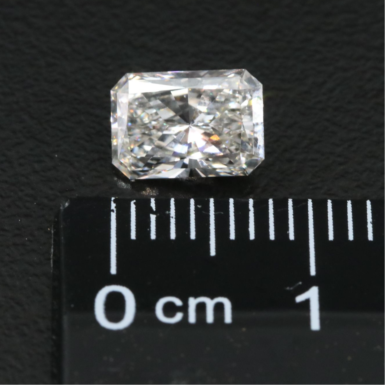 Loose 1.34 CT Lab Grown Diamond with IGI Report