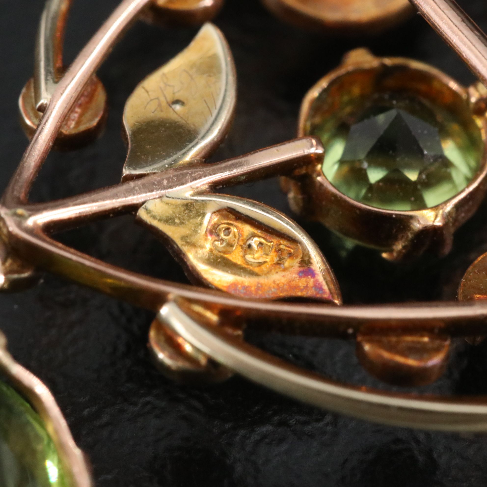 Art Nouveau 9K Peridot and Seed Pearl Brooch