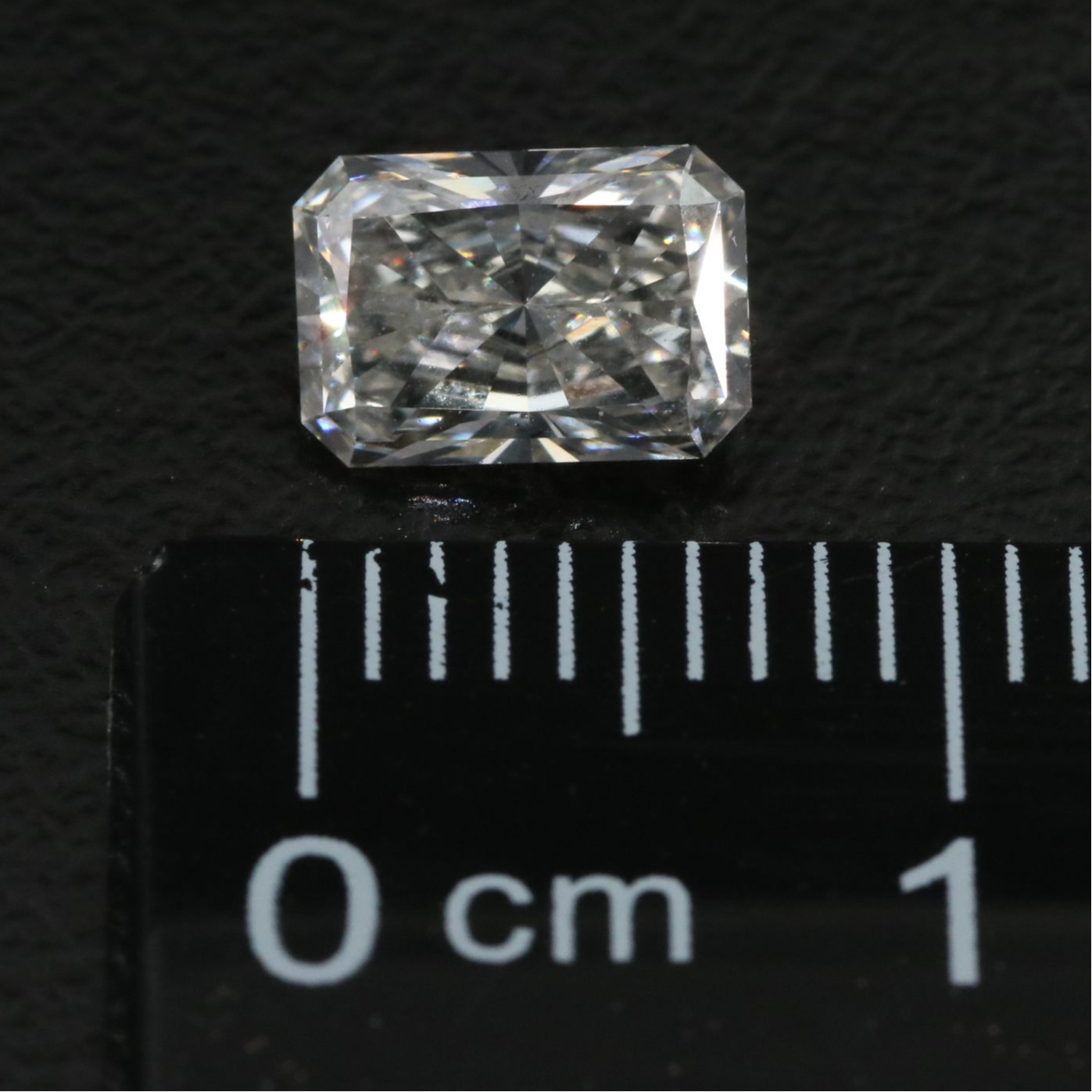 Loose 1.03 CT Lab Grown Diamond with IGI Report