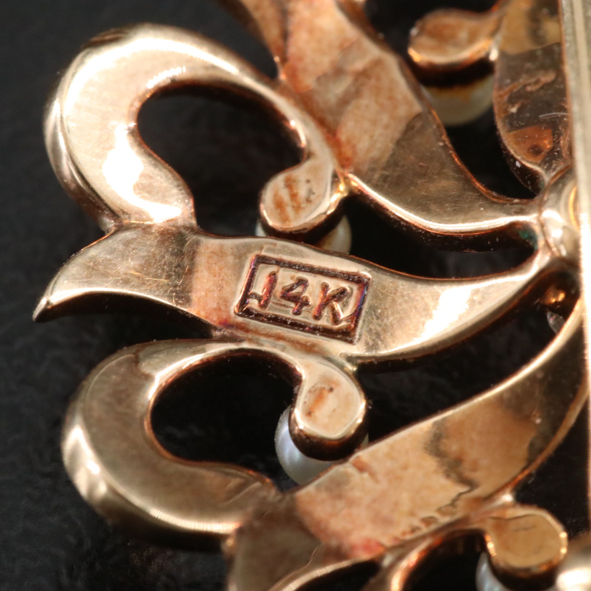 Early 1900s 14K Diamond and Seed Pearl Spiral Brooch