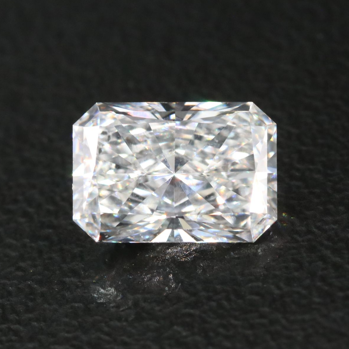 Loose 1.43 CT Lab Grown Diamond with IGI Report