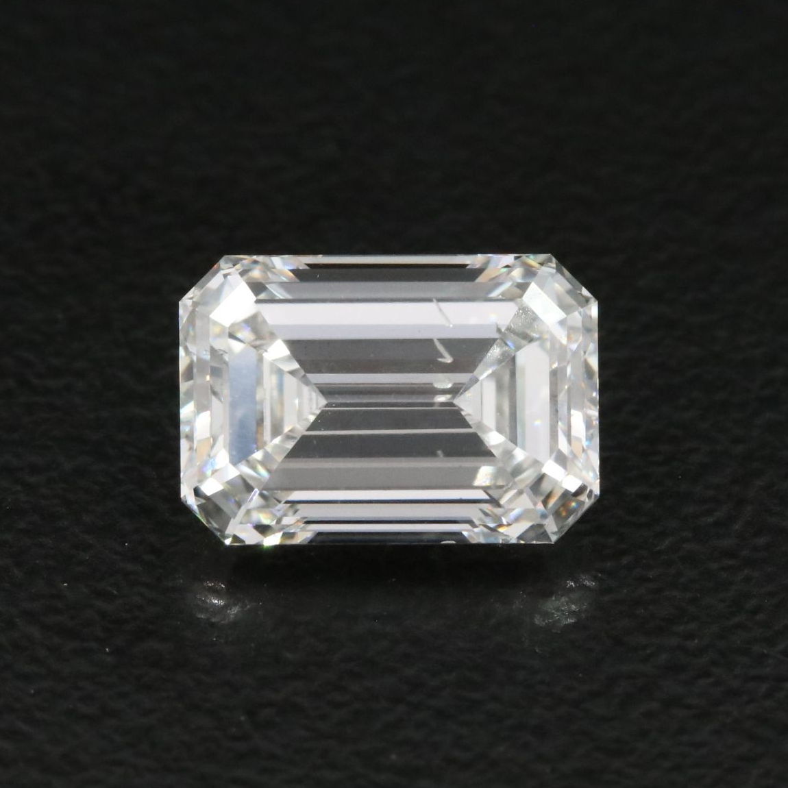 Loose 2.56 CT Lab Grown Diamond with IGI Report