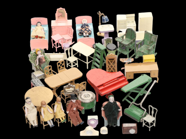 Sports Memorabilia, Toys, Ephemera & Collectibles