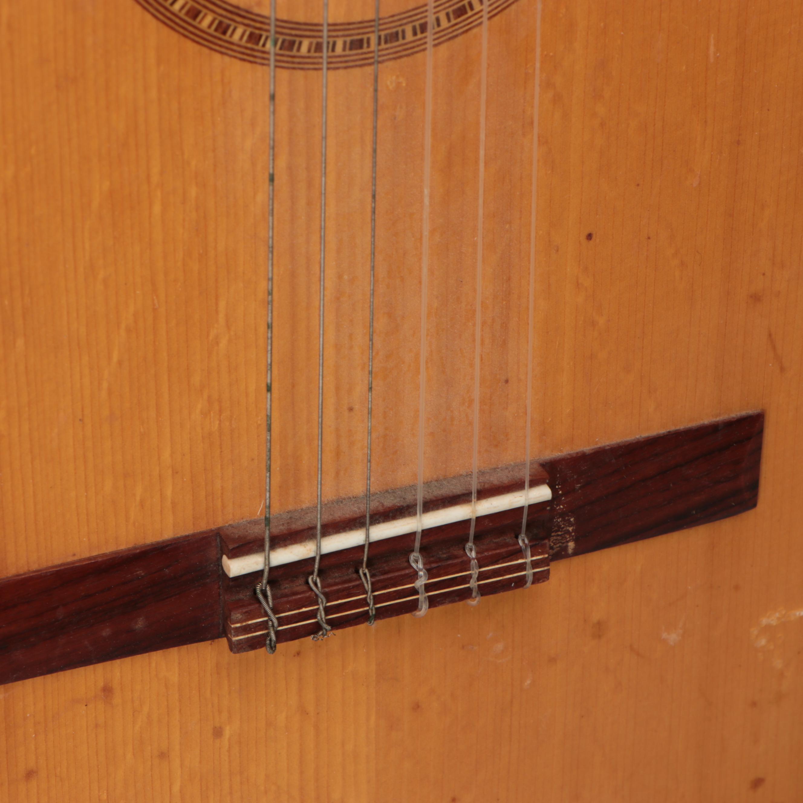 España Spruce Top and Mahogany Classical Acoustic Guitar