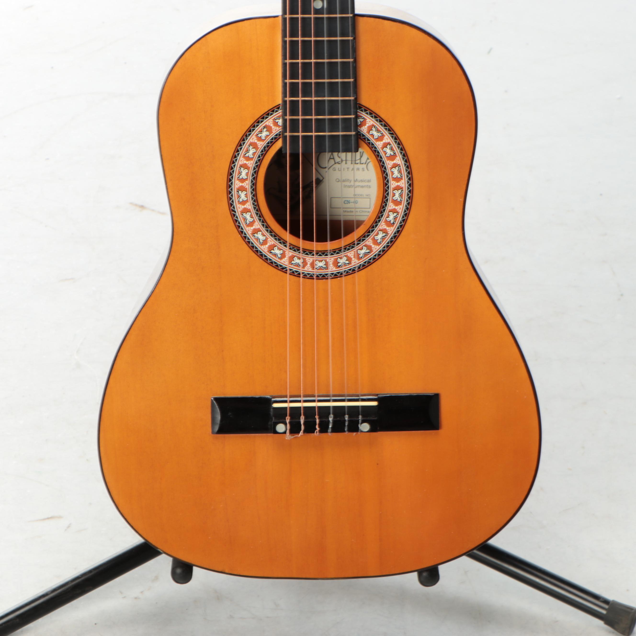 Castilla Classical Acoustic Guitar with Hardside Travel Case