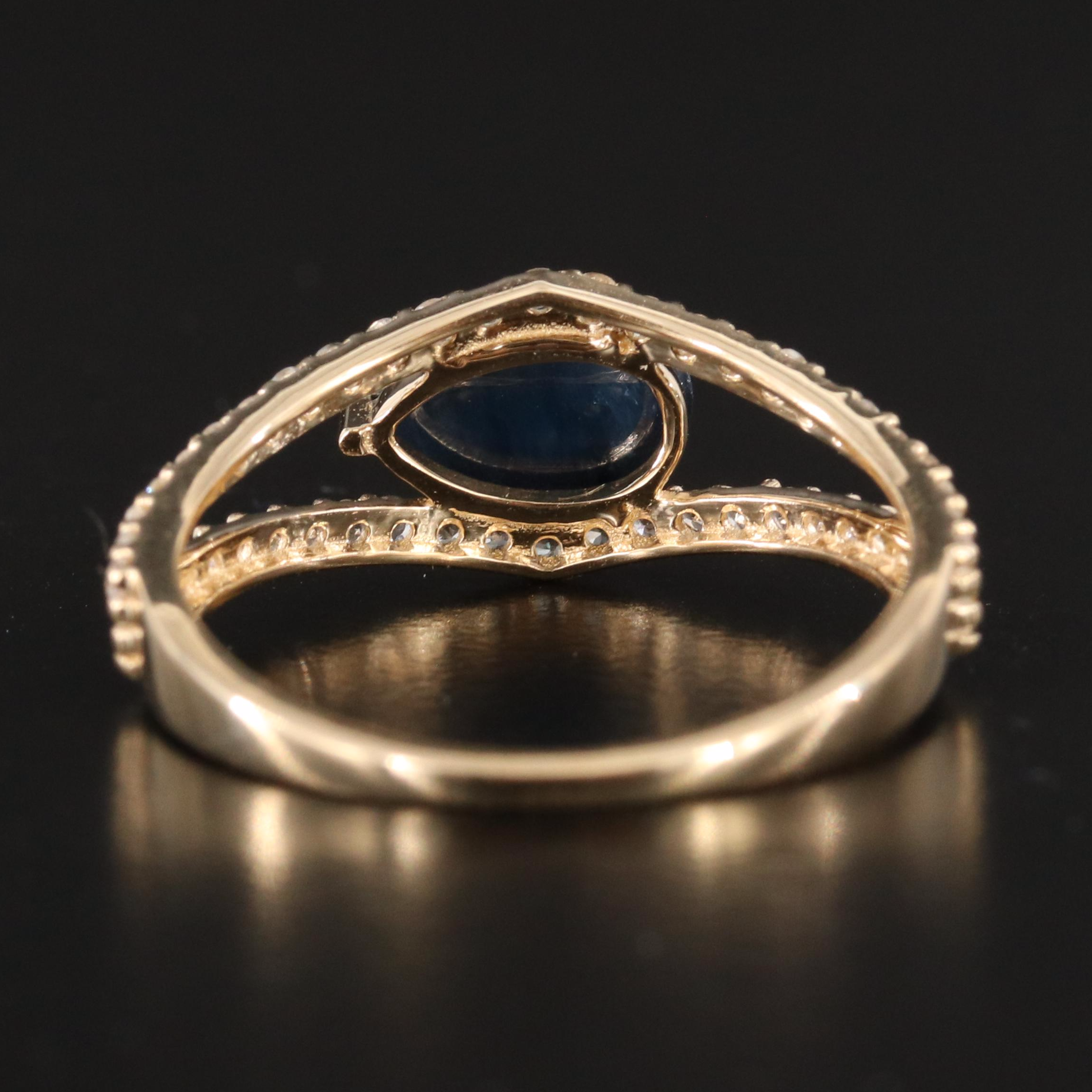 14K 2.00 CT Sapphire and White Sapphire Ring