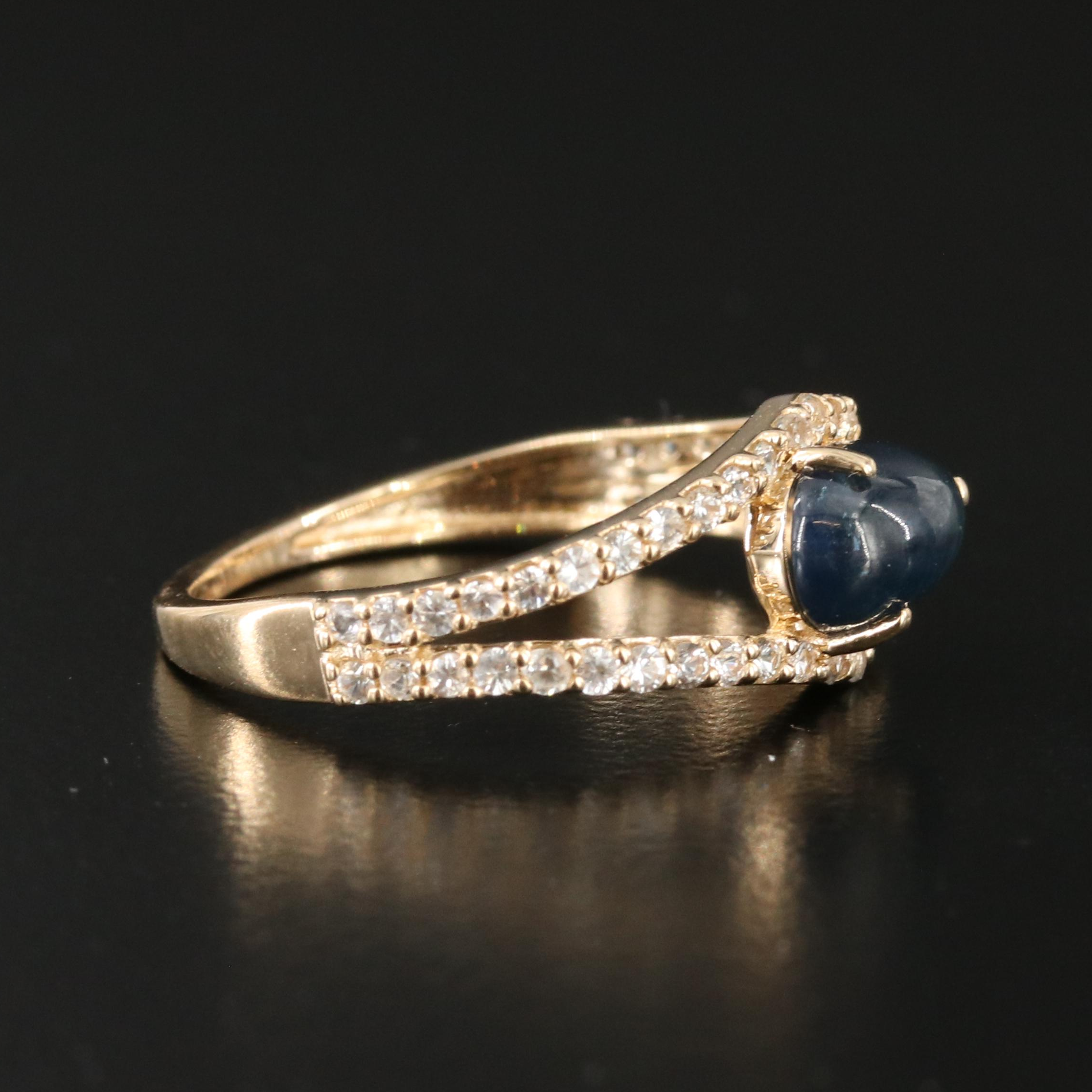 14K 2.00 CT Sapphire and White Sapphire Ring