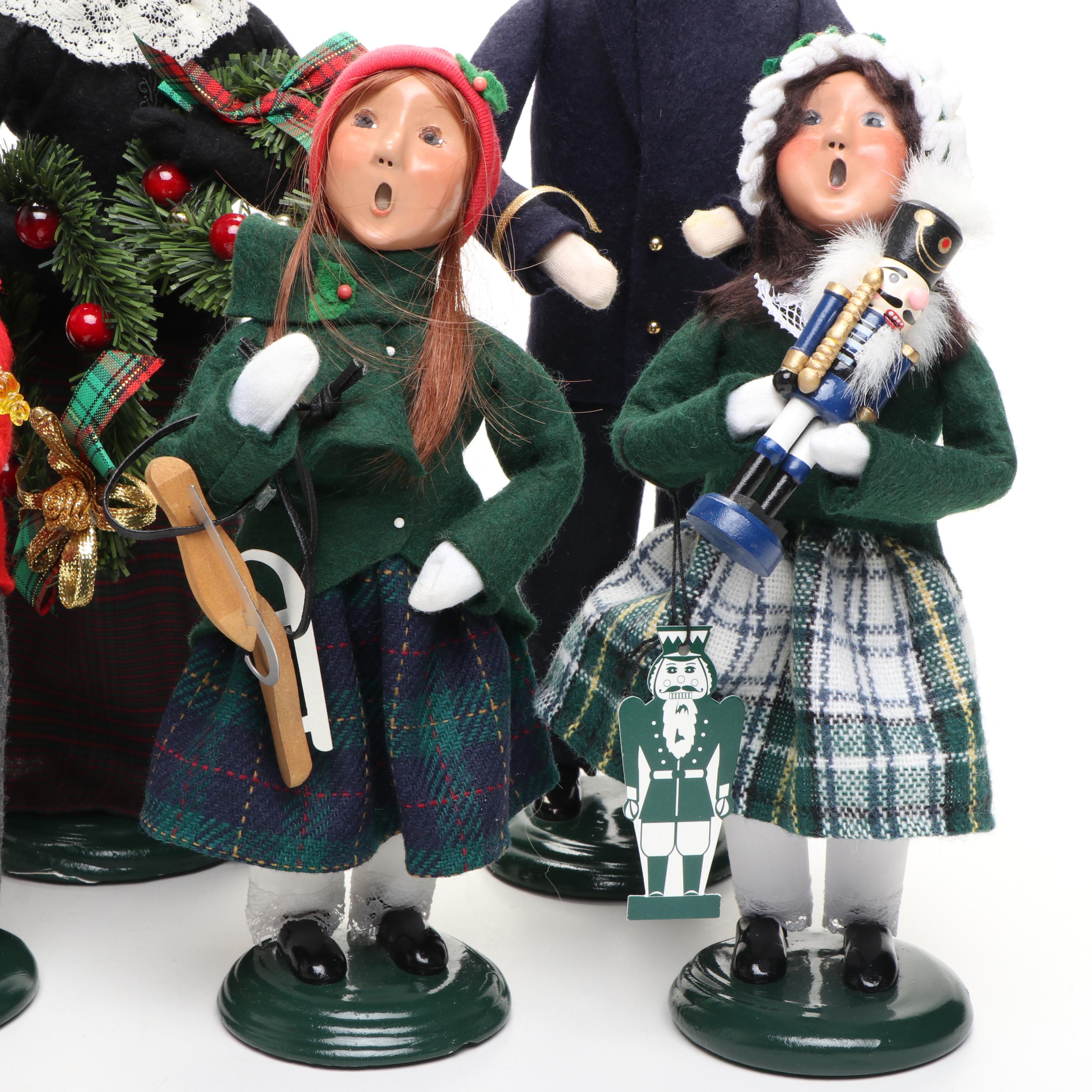 Byers' Choice "The Carolers" Christmas Figurines, Late 20th/Early 21st C.