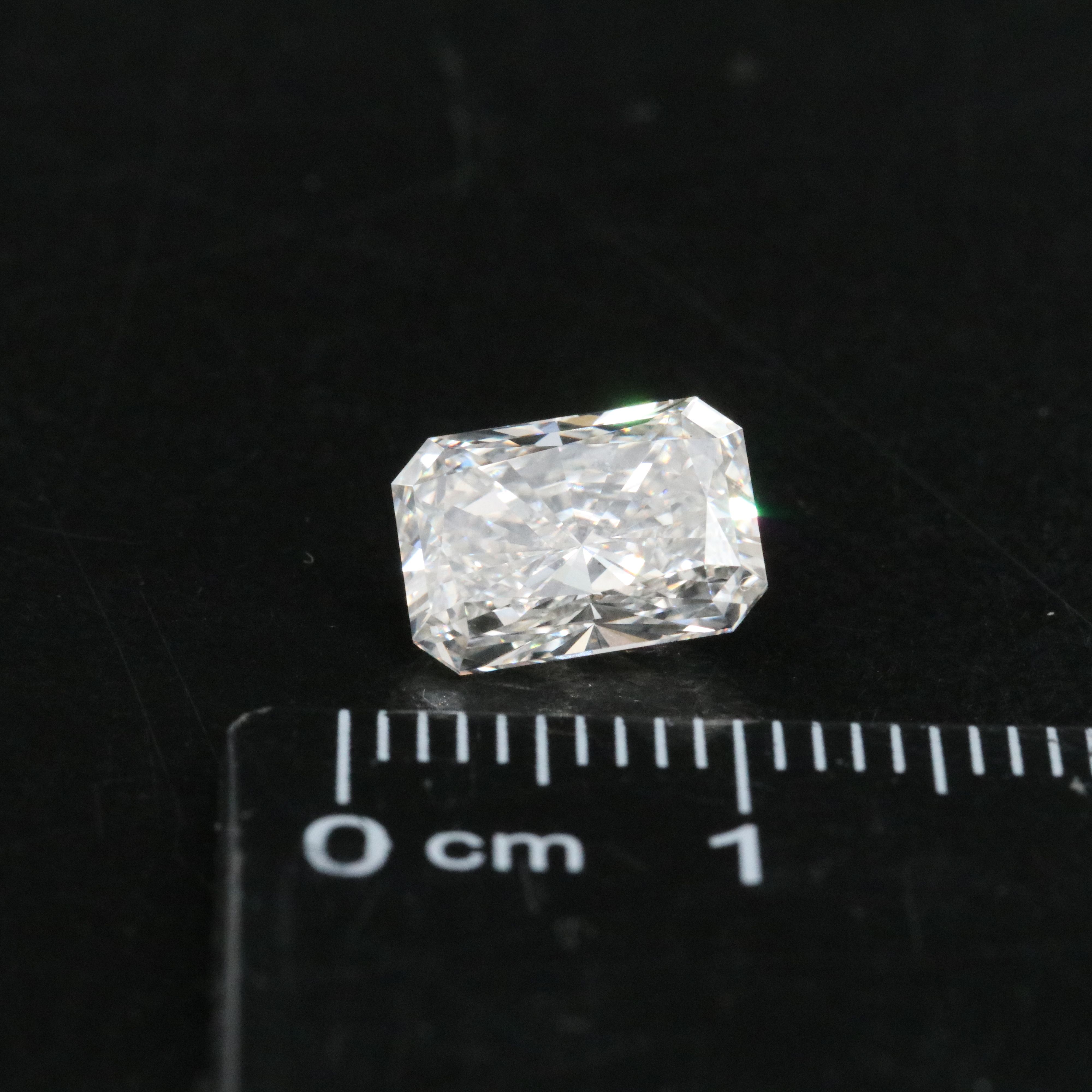 Loose 2.31 CT Lab Grown Diamond with IGI Report
