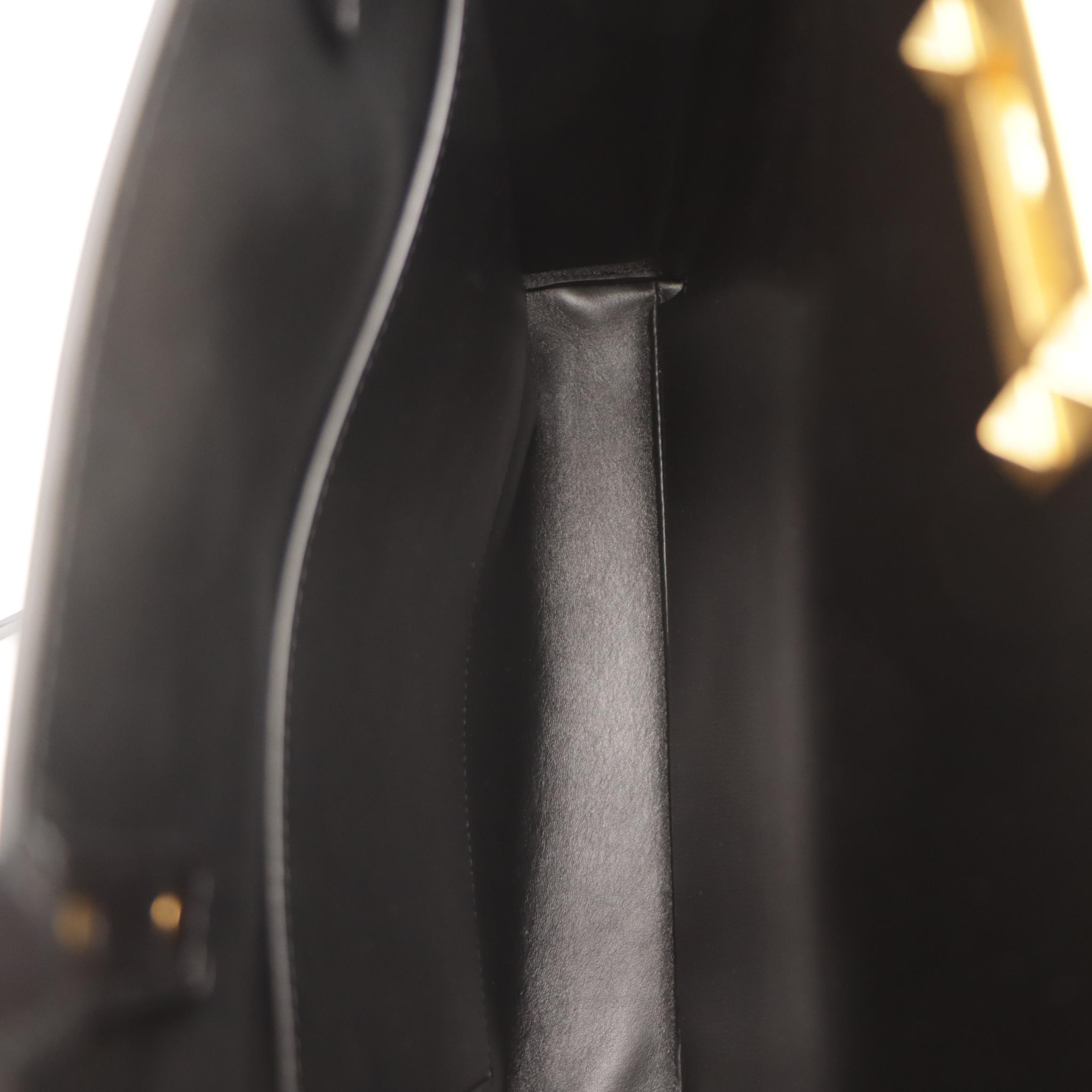 Valentino Garavani Rockstud Alcove Two-Way Tote in Black Grained Calfskin