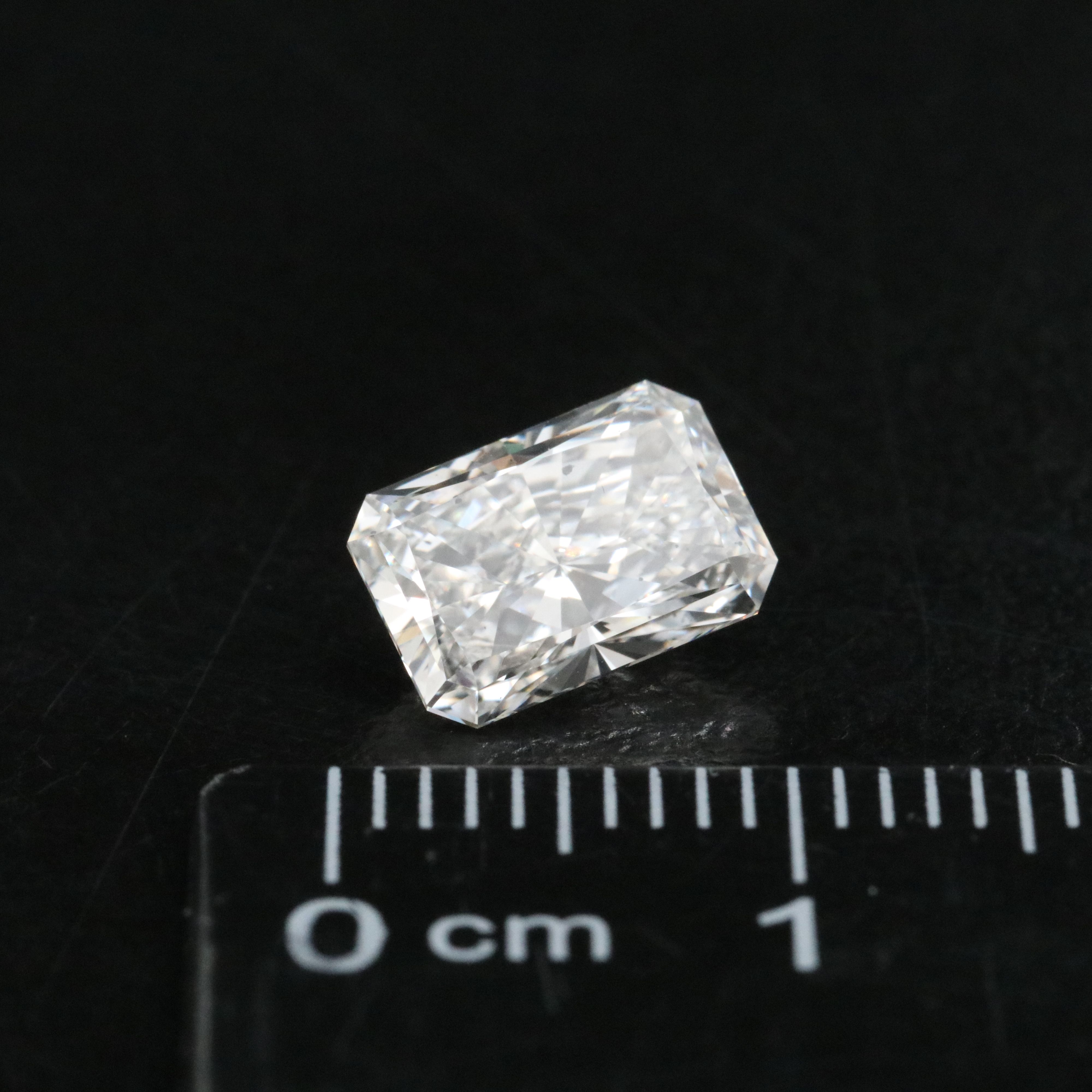 Loose 1.80 CT Lab Grown Diamond with IGI Report