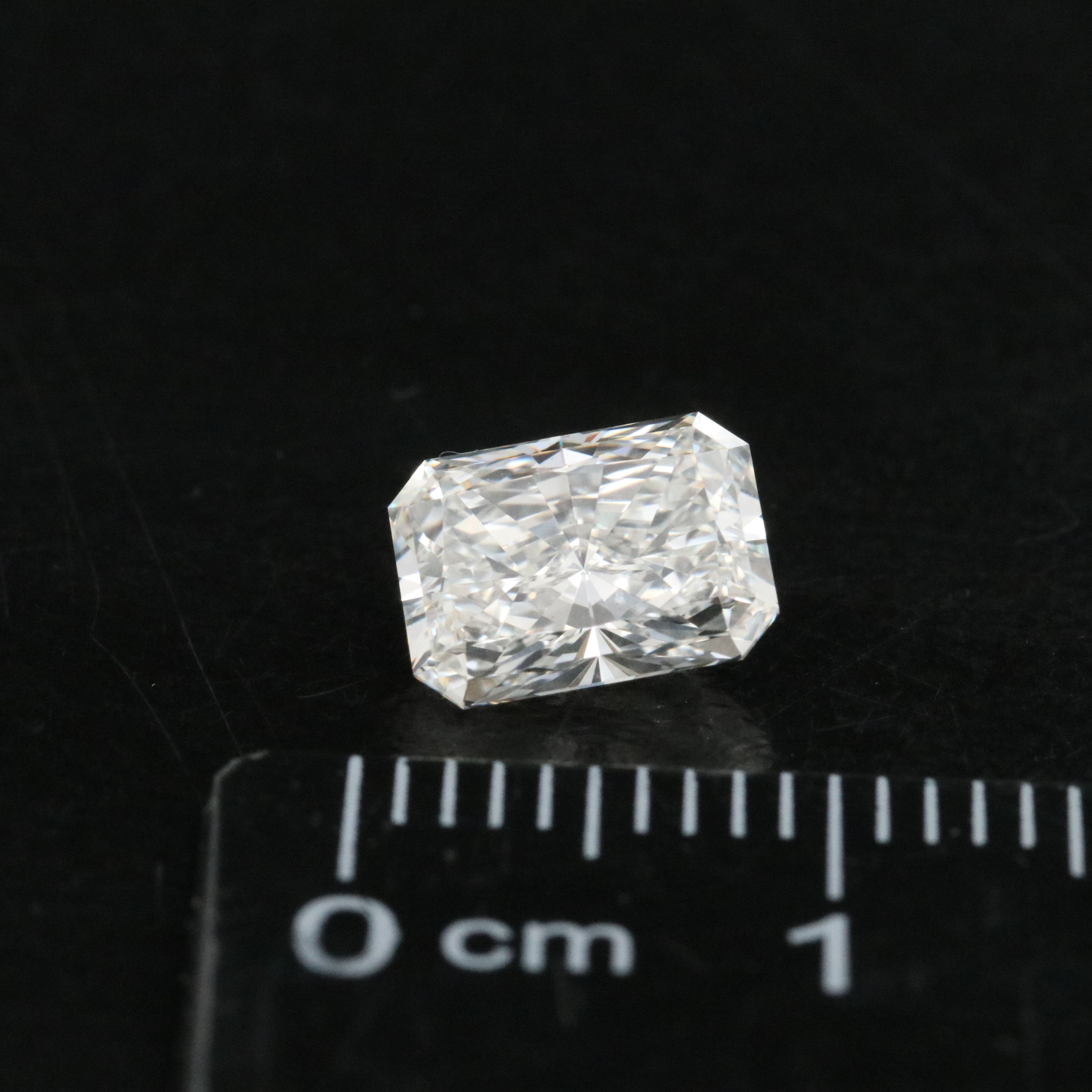 Loose 1.42 CT Lab Grown Diamond with IGI Report