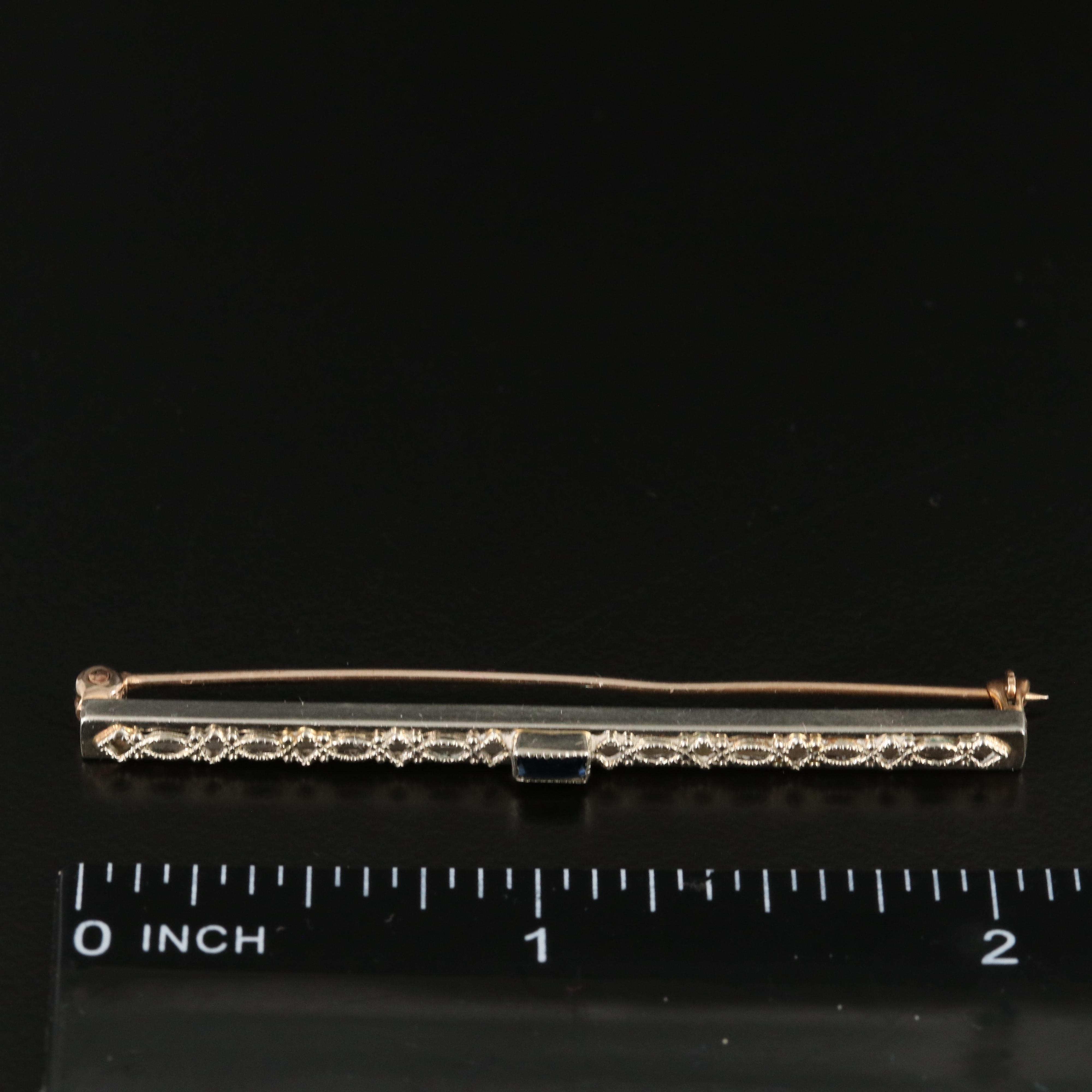 Vintage 10K Glass Bar Pin