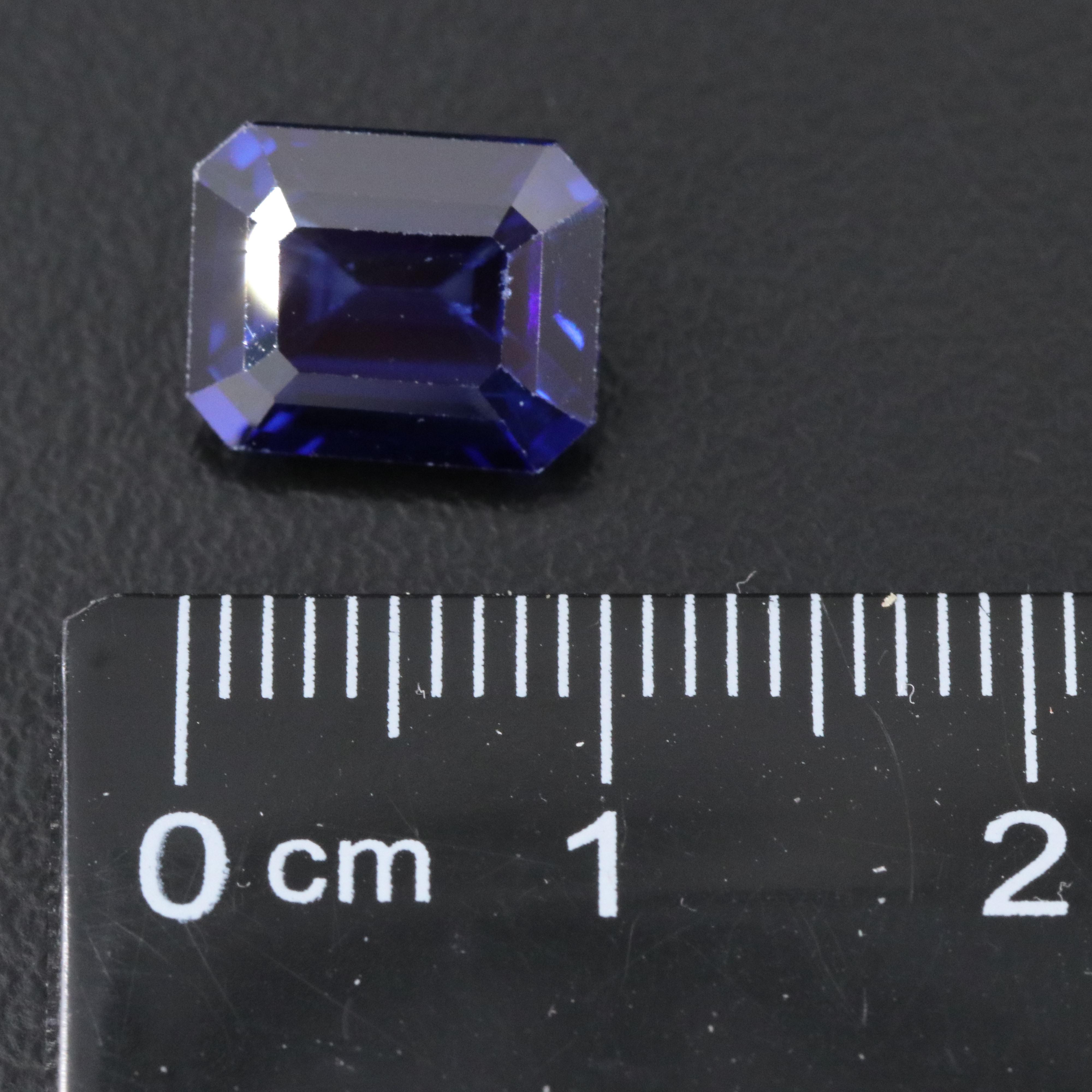 Loose 4.06 CT Lab Grown Sapphire
