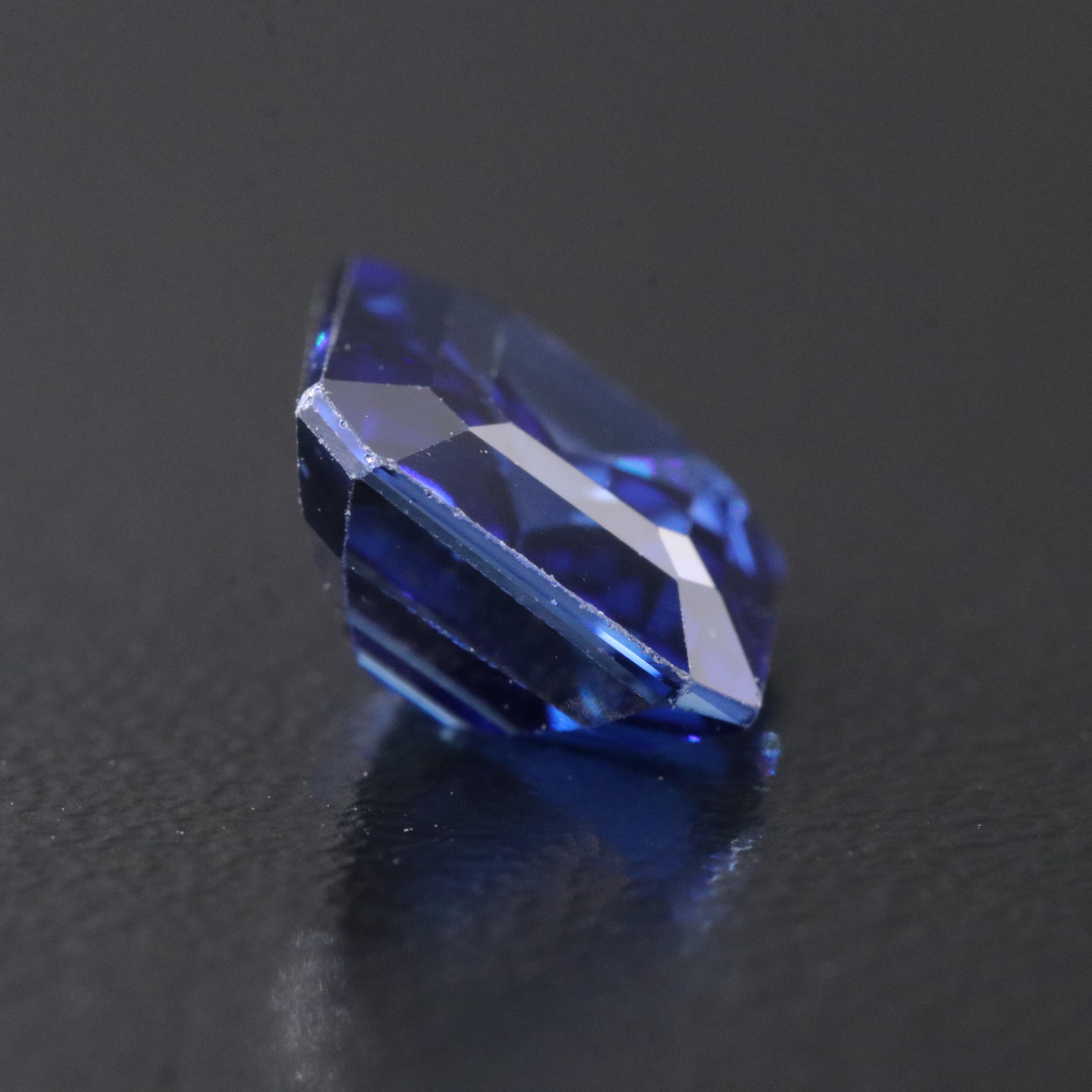 Loose 4.06 CT Lab Grown Sapphire
