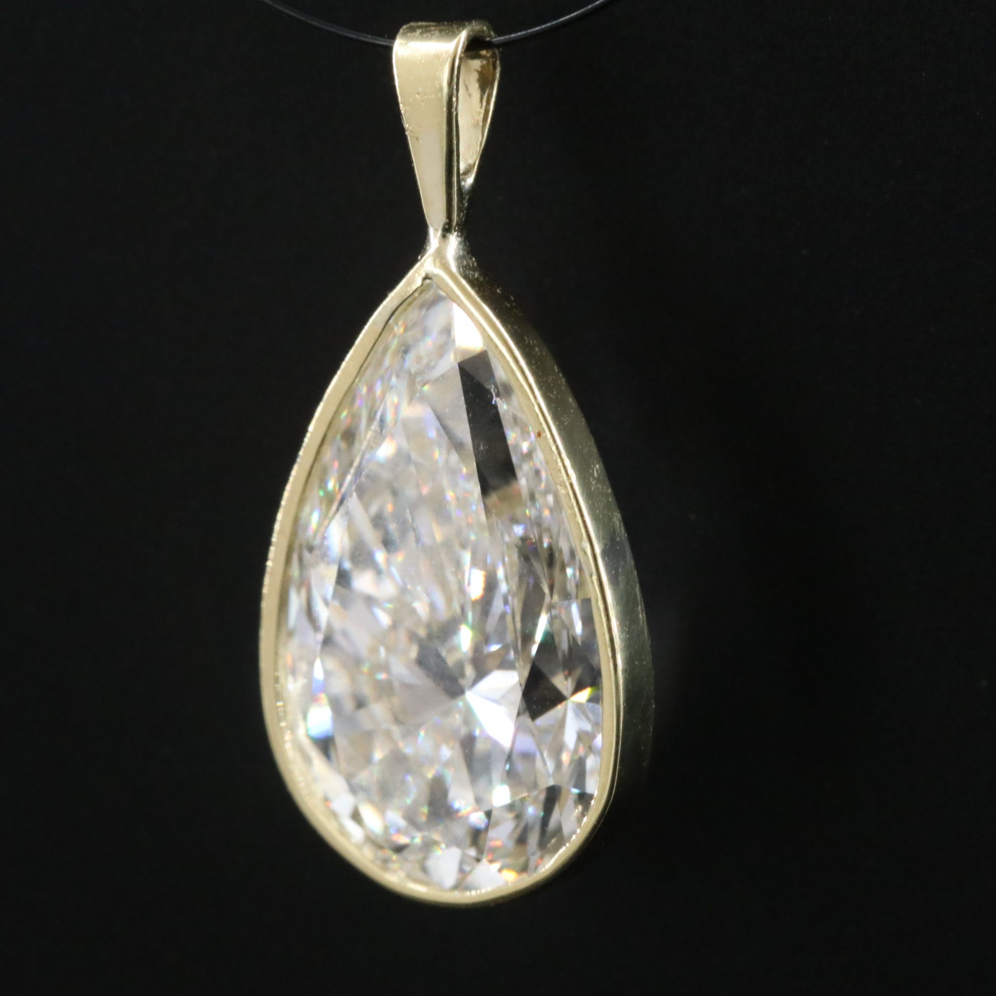 14K 4.51 CT Lab Grown Diamond Solitaire Pendant with IGI Report