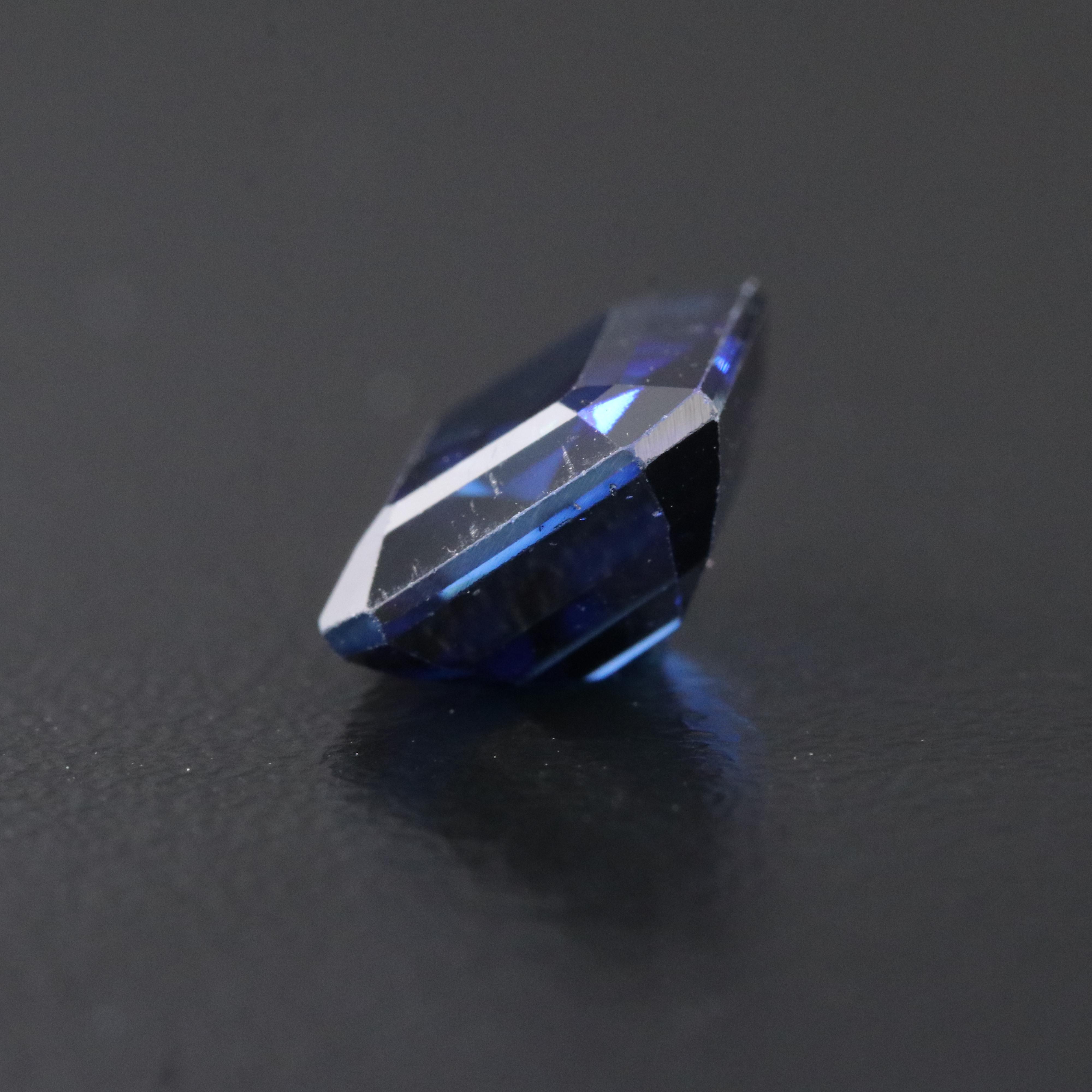 Loose 5.56 CT Lab Grown Sapphire