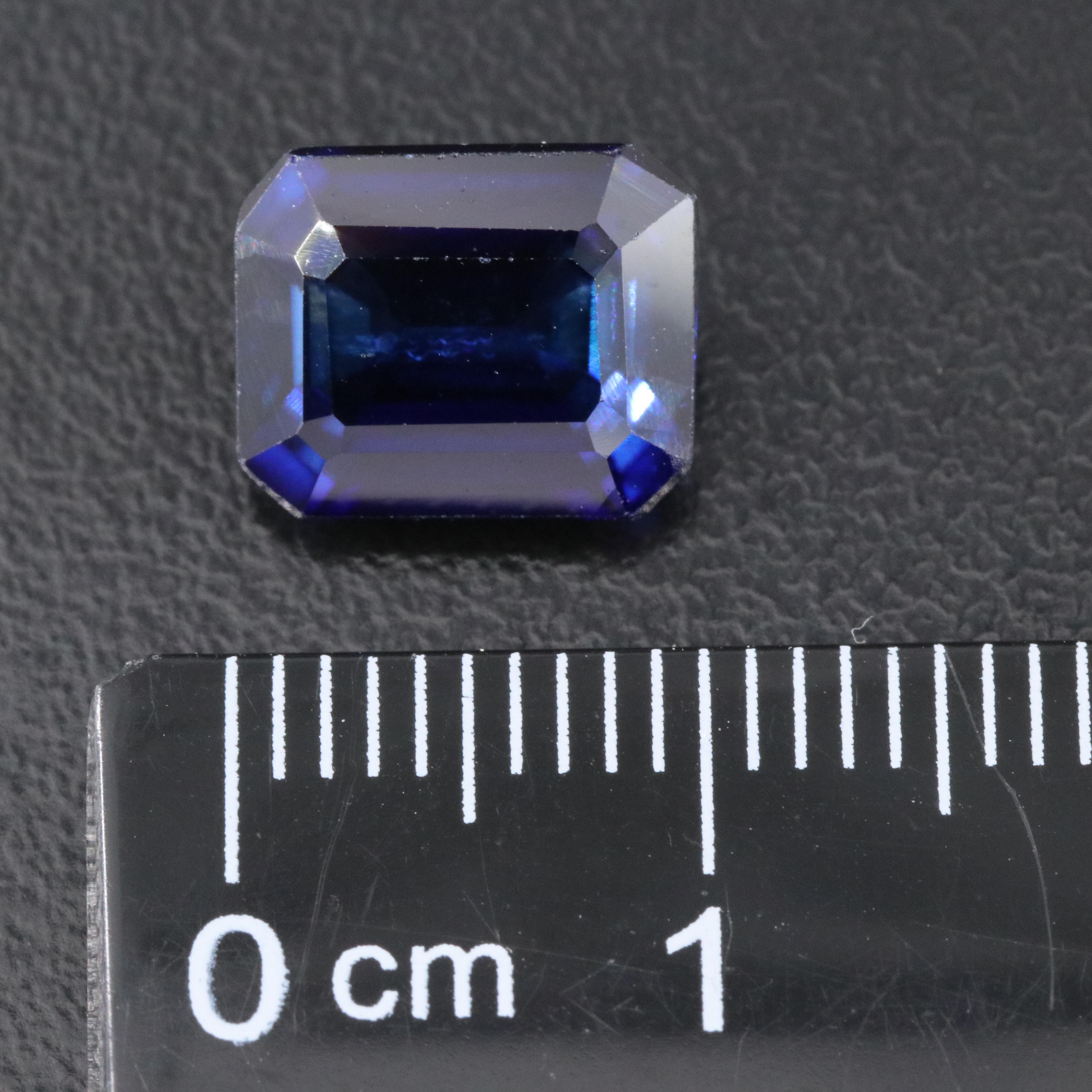 Loose 4.00 CT Lab Grown Sapphire