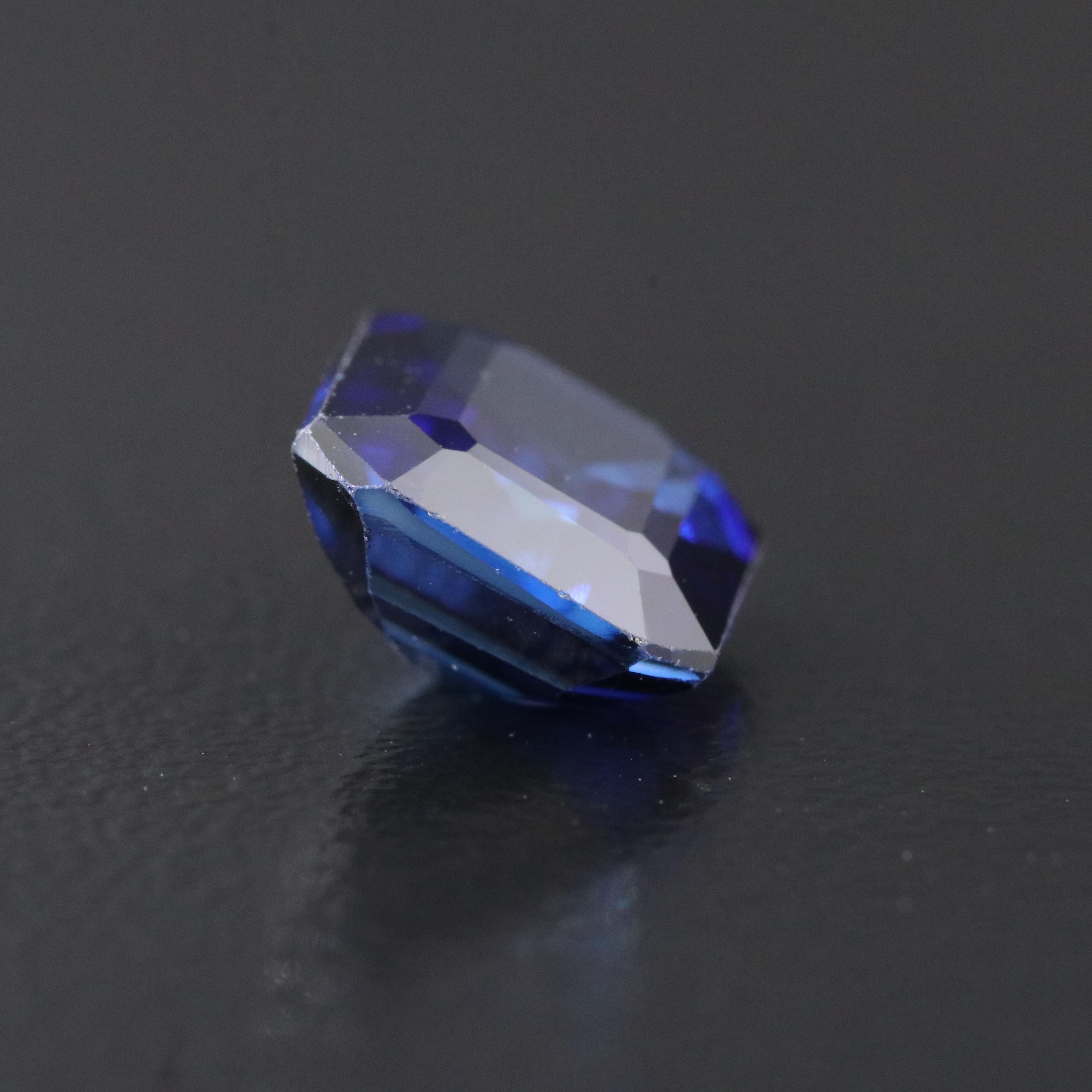 Loose 4.00 CT Lab Grown Sapphire