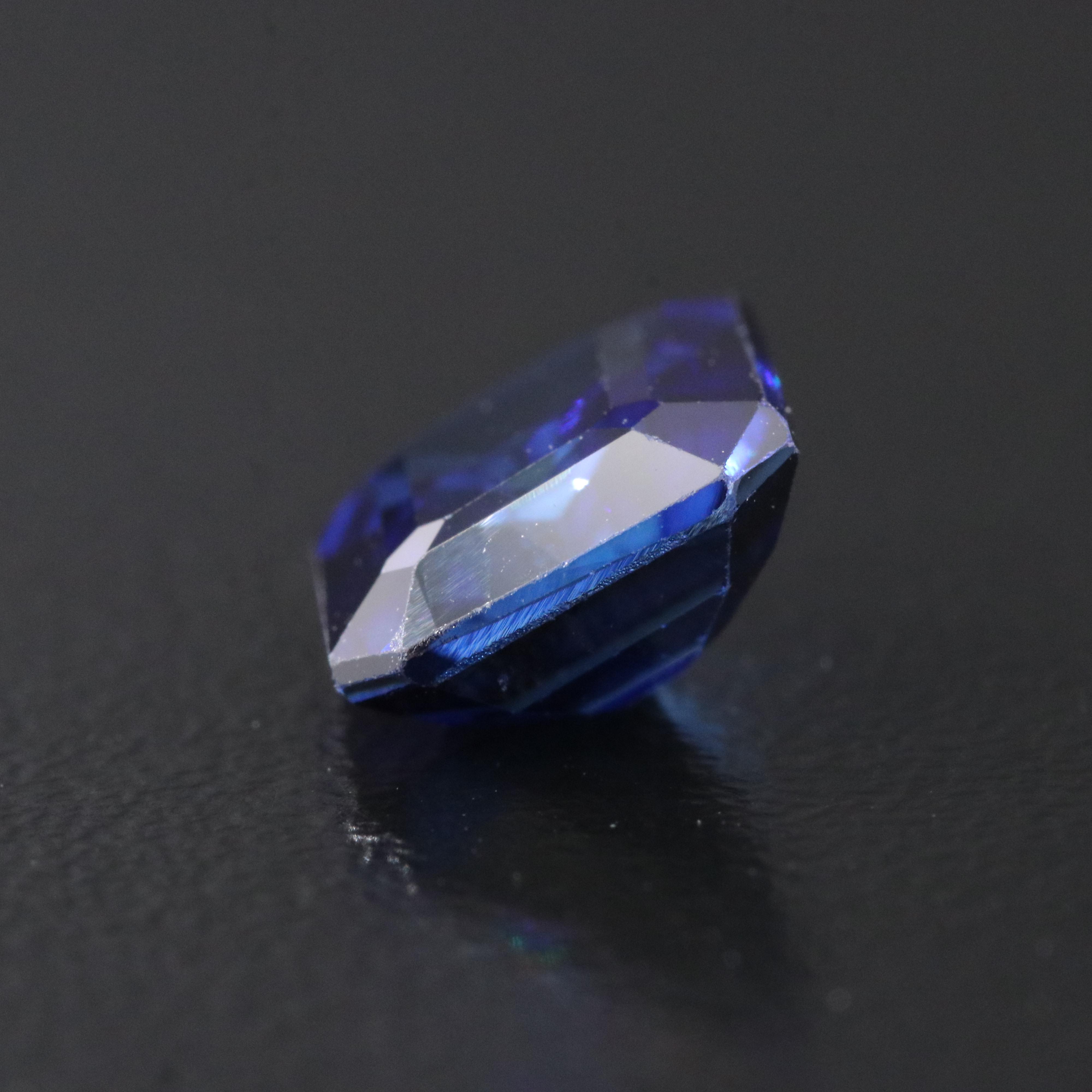 Loose 4.00 CT Lab Grown Sapphire