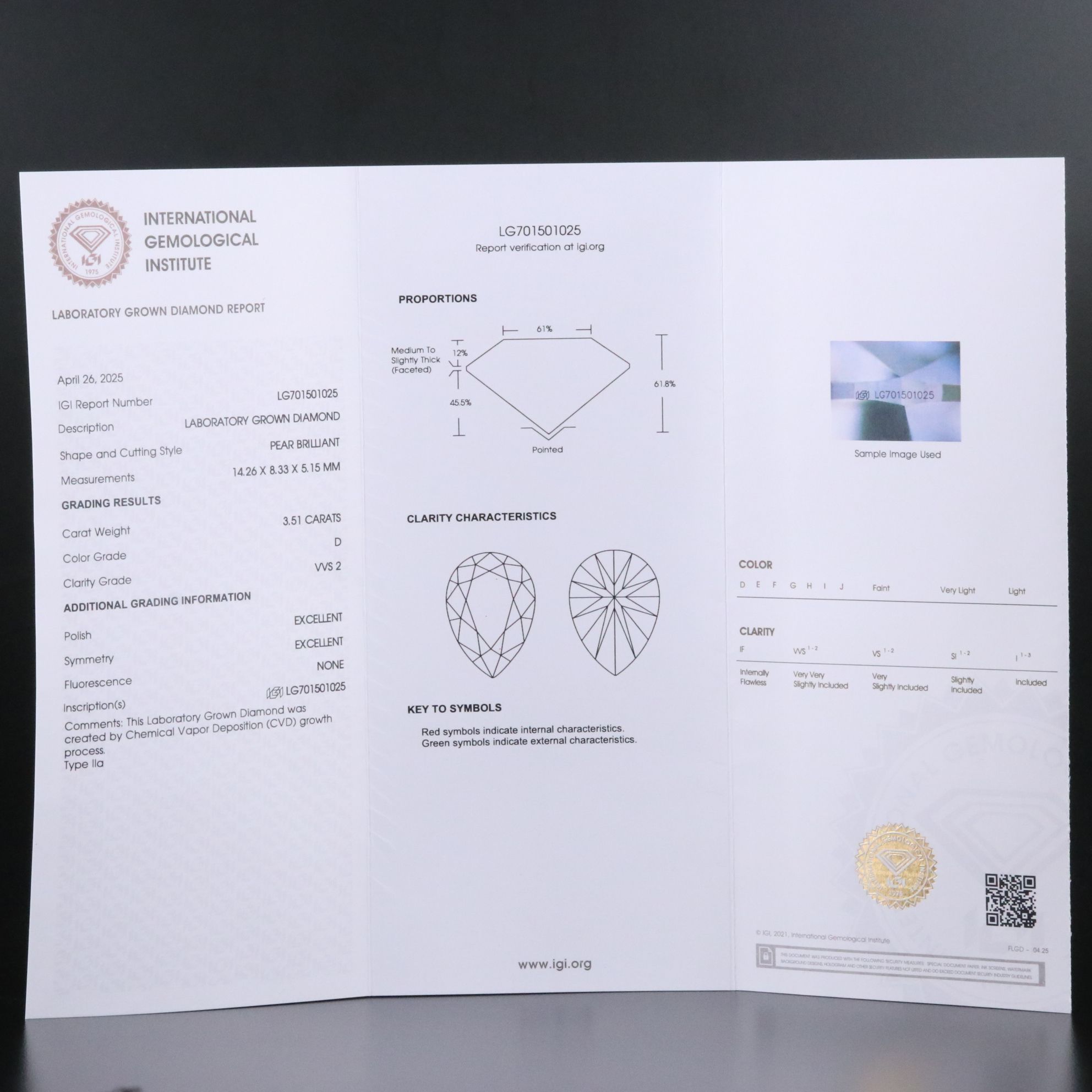 18K 3.51 CT Lab Grown Diamond Solitaire Pendant Necklace with IGI Report