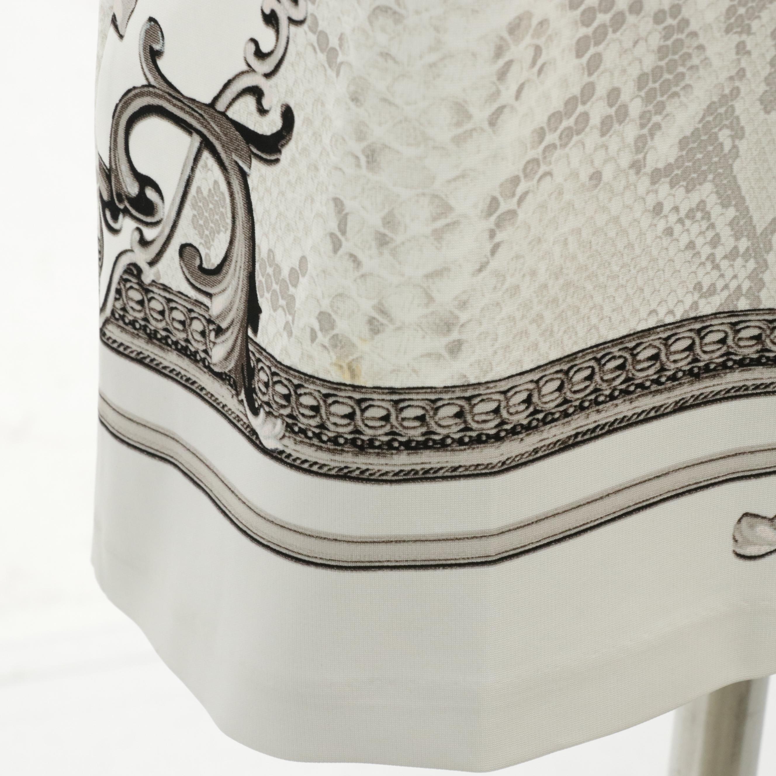 Roberto Cavalli Floral Baroque Print V-Neck Dress in Viscose Blend