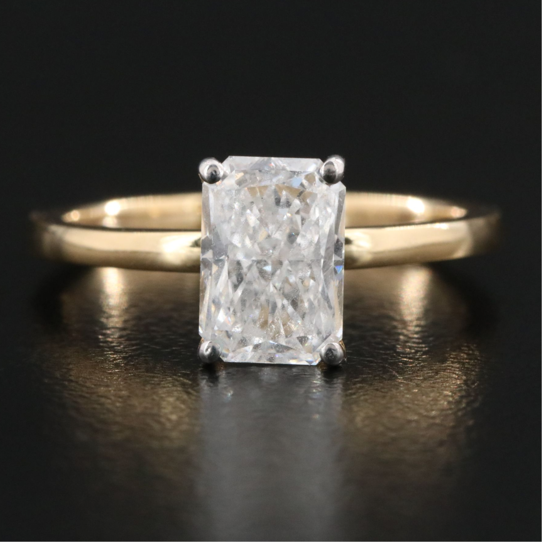 14K 1.53 CT Lab Grown Diamond Solitaire Ring with IGI Report