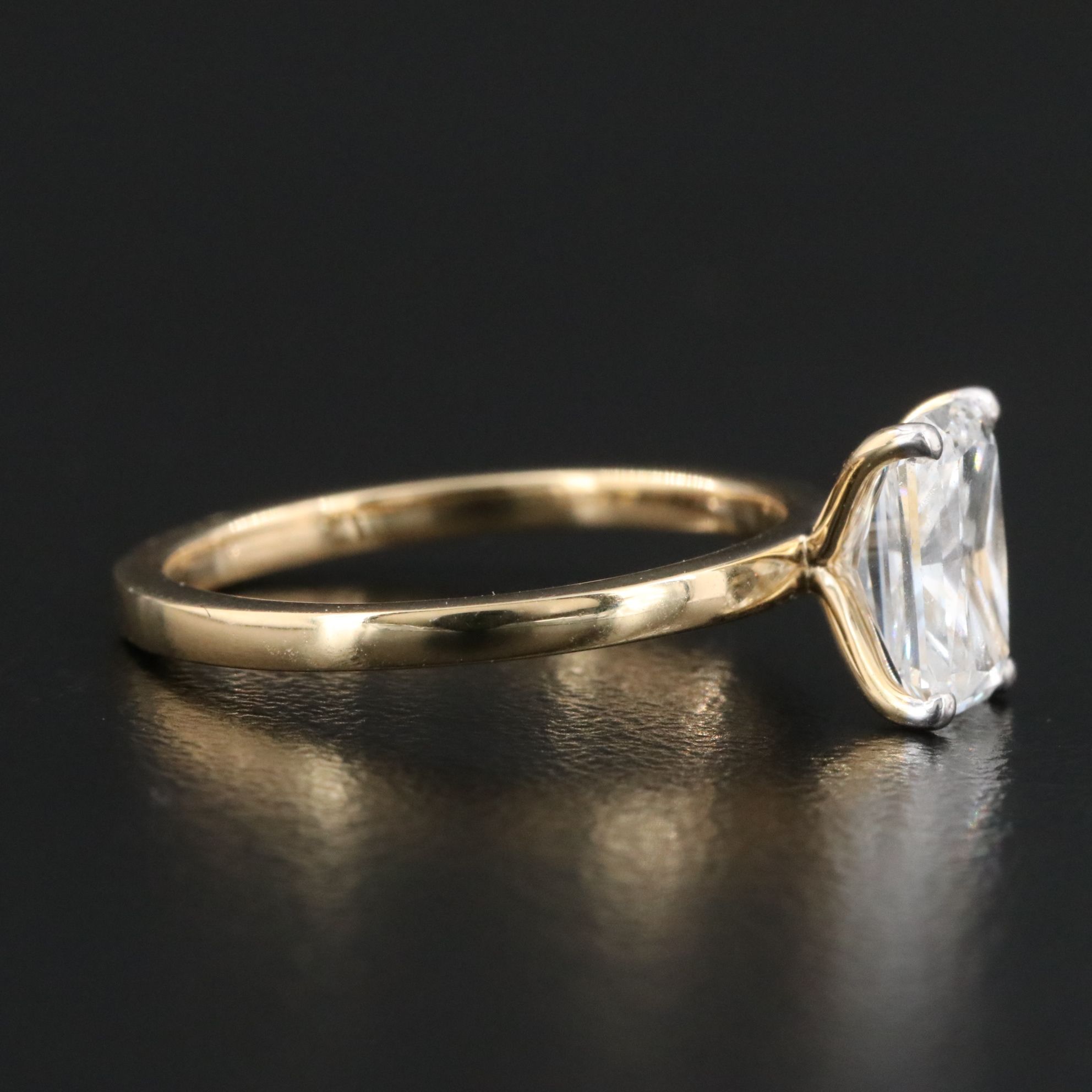 14K 1.53 CT Lab Grown Diamond Solitaire Ring with IGI Report