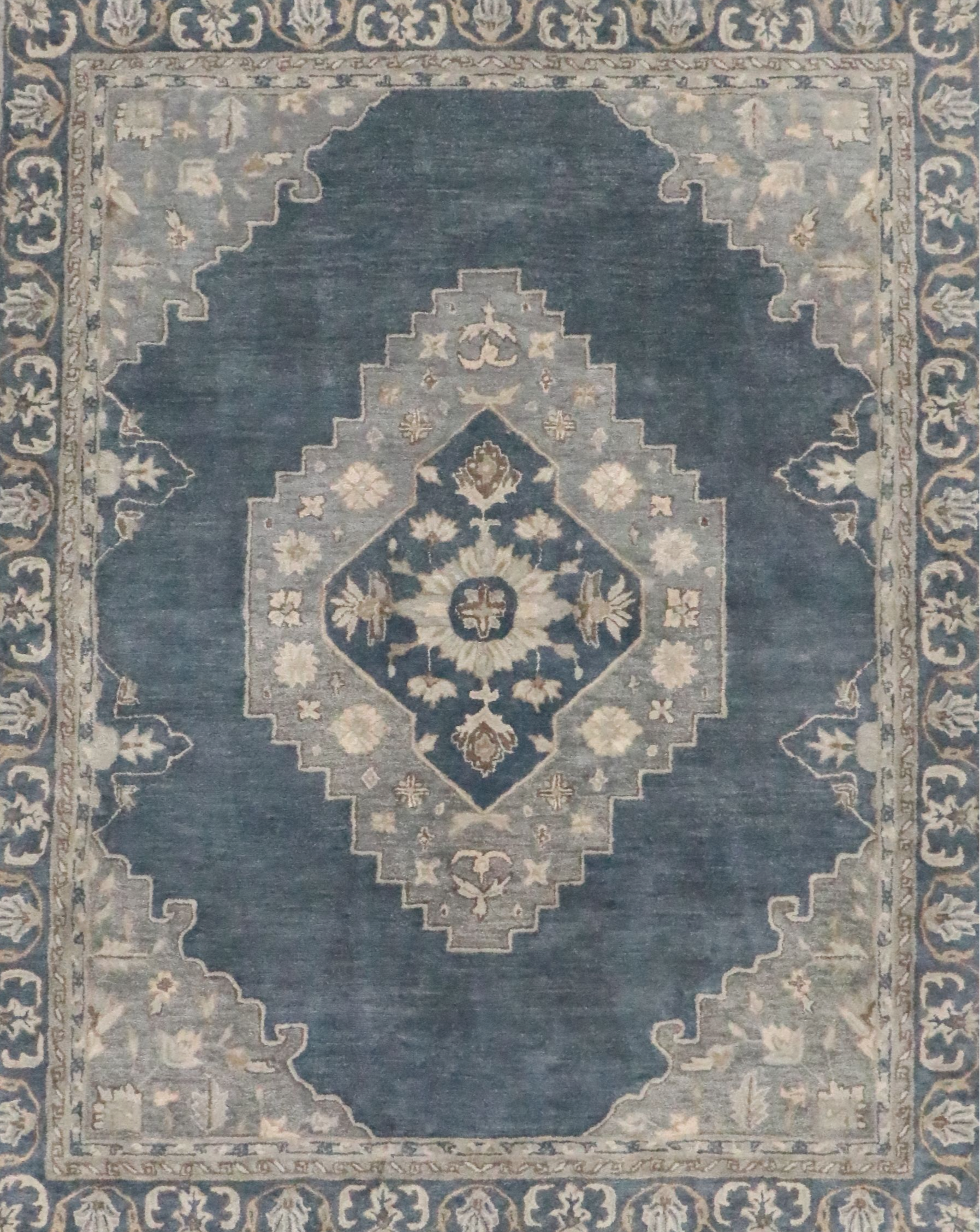 8' x 9'11 Hand-Tufted Grandinroad "Mirabel" Area Rug
