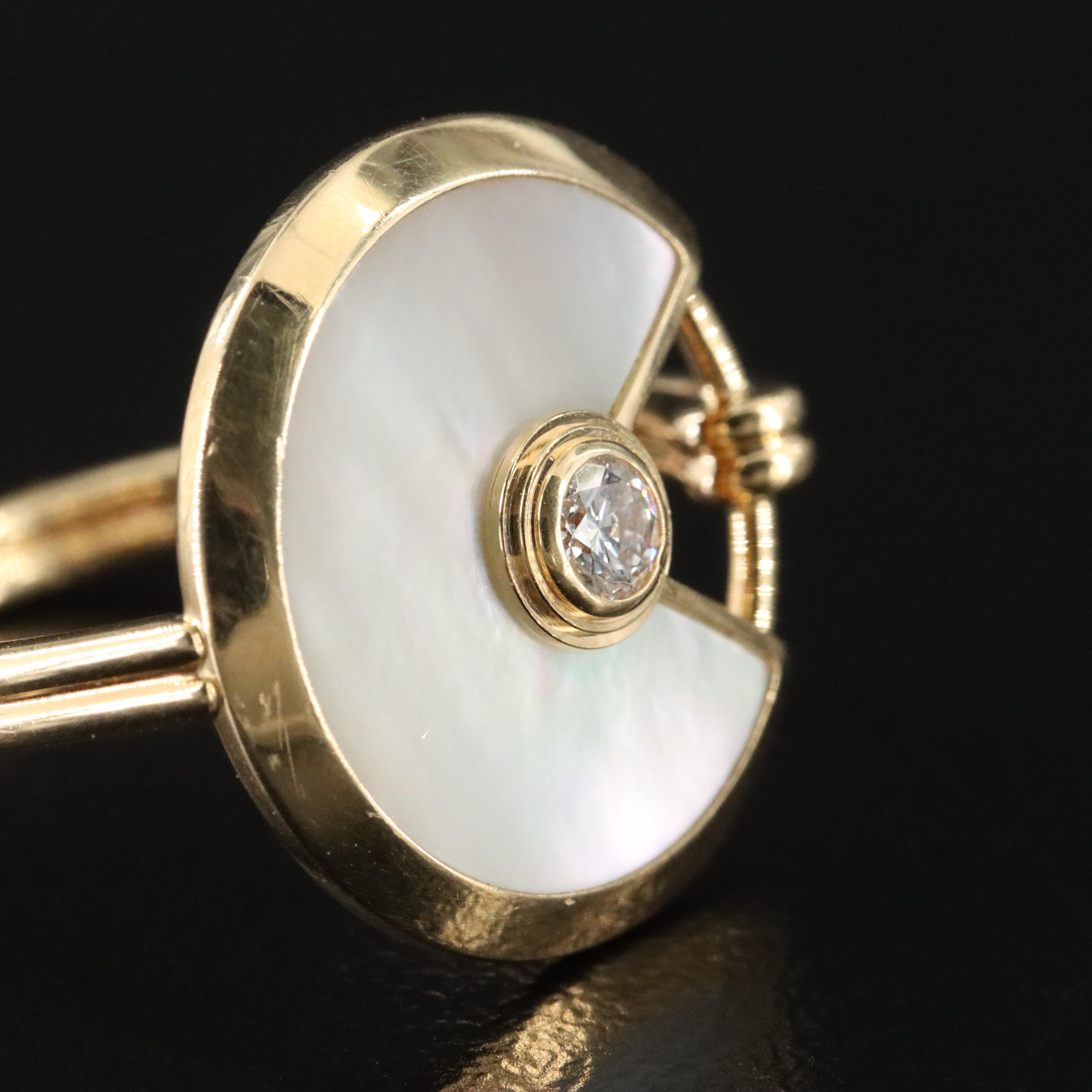 Cartier Amulette de Cartier 18K Diamond and Mother of Pearl Ring