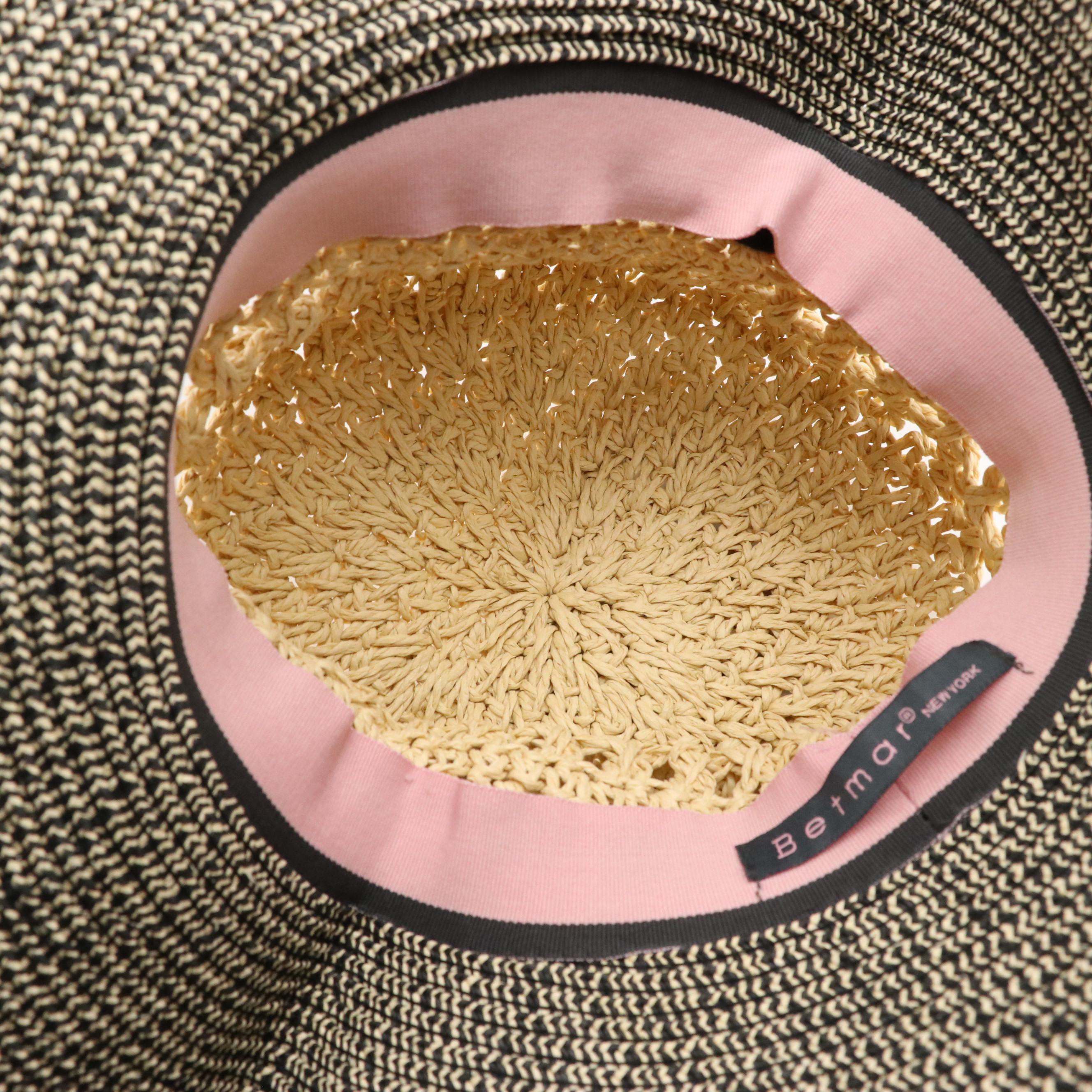 Vineyard Vines Two-Way Weekended Duffle Bag in Canvas and Betmar Woven Sunhat